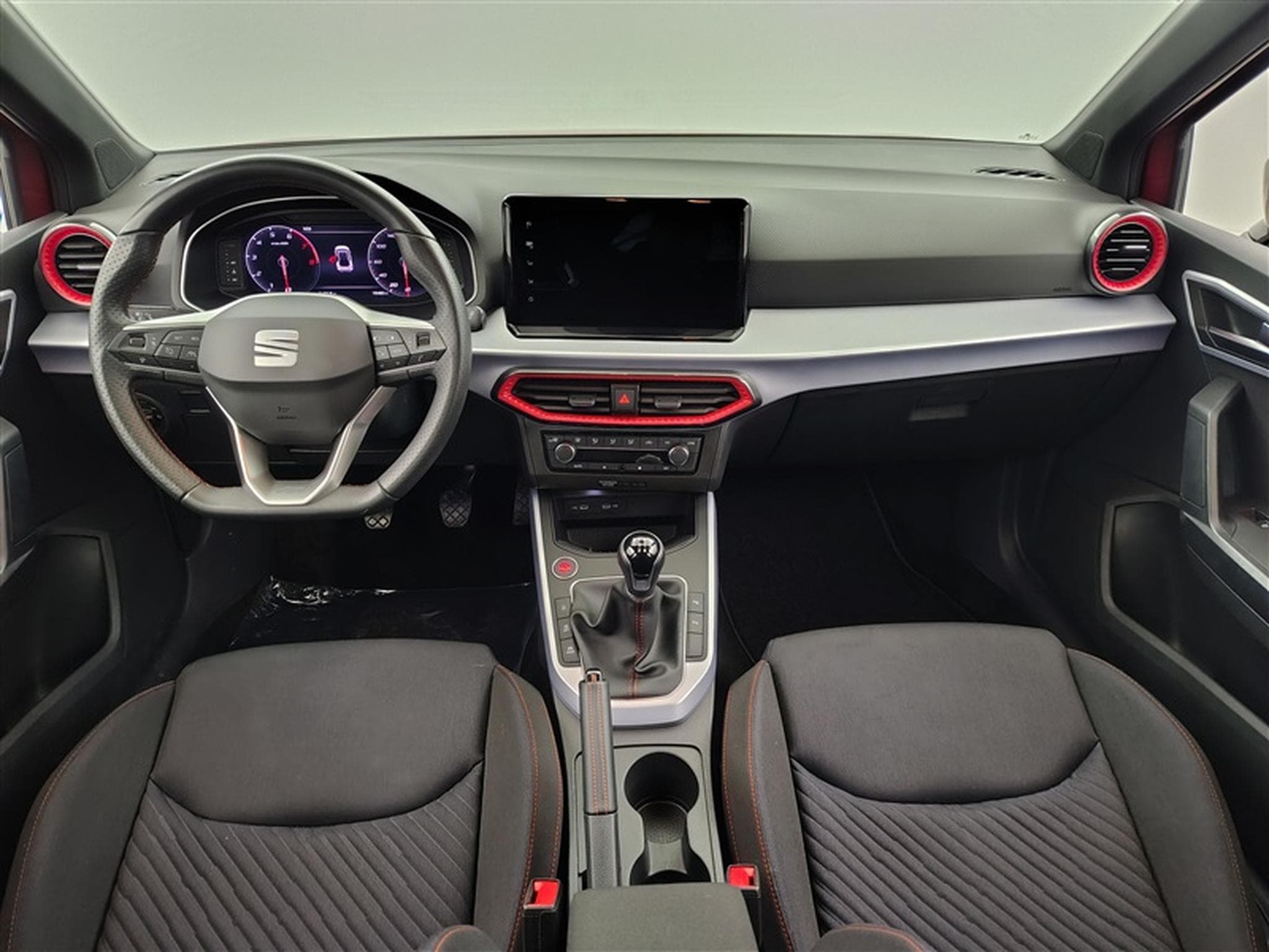 Seat Arona 1.0 TSI 115cv FR NAVI / FULL LED / SIEGES SPORT / CAMERA (2025) - Foto 8