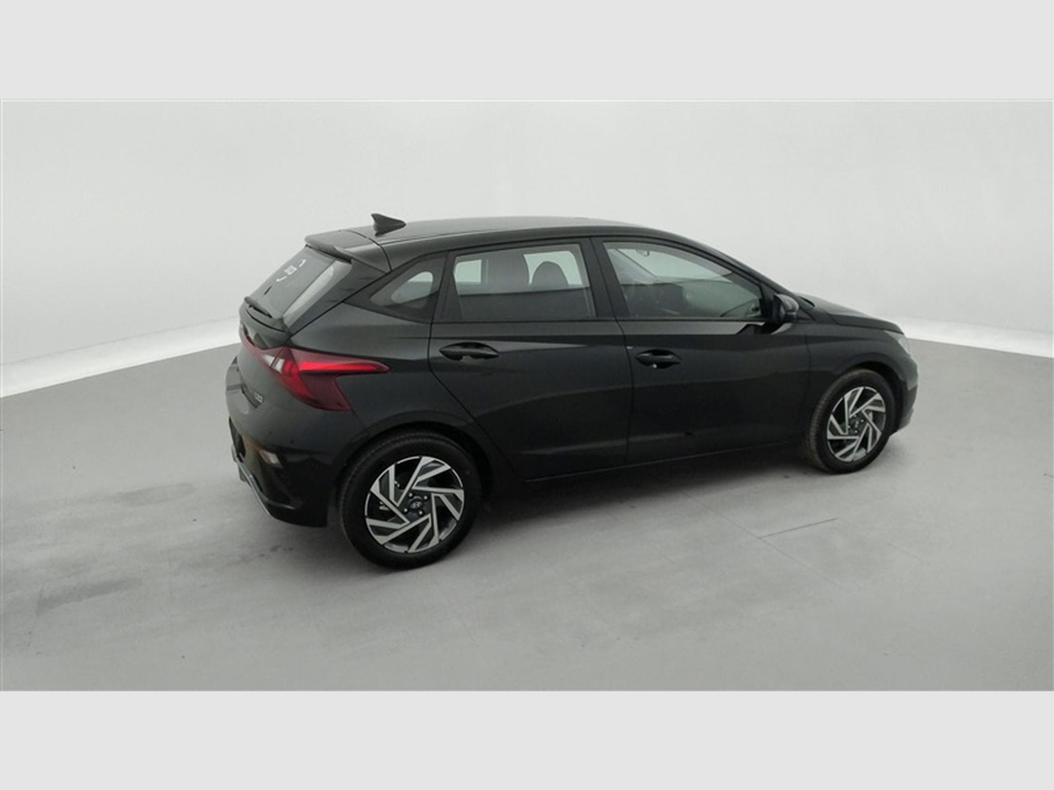 Hyundai i20 1.0 T-GDi 90Cv DCT ConnectLine NAVI / CARPLAY / CAMERA (2026) - Foto 24