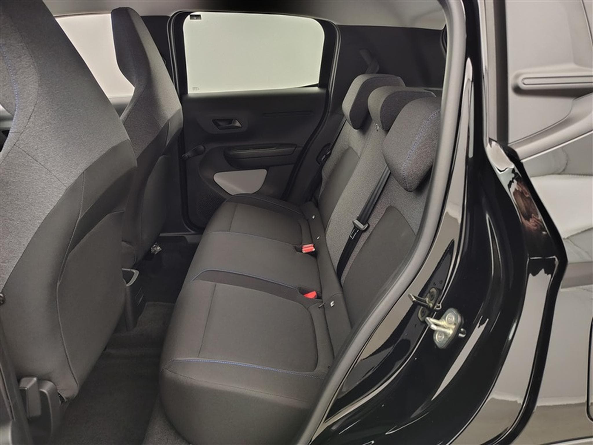 Citroen C3 1.2 PureTech 100cv You! (2025) - Photo 12