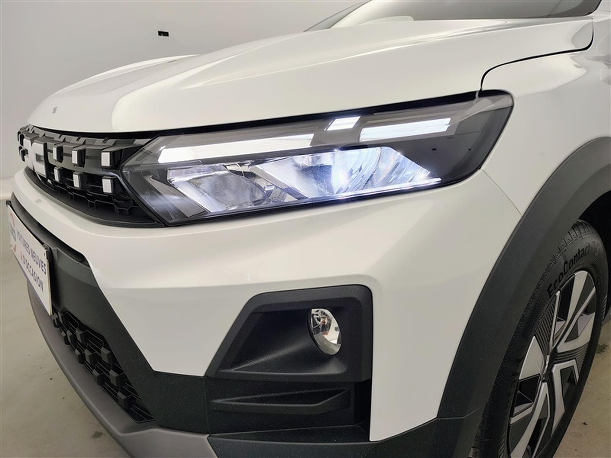 Dacia Sandero 1.0 TCe 110cv Stepway CARPLAY / FULL LED / CAMERA (2026) - Photo 15
