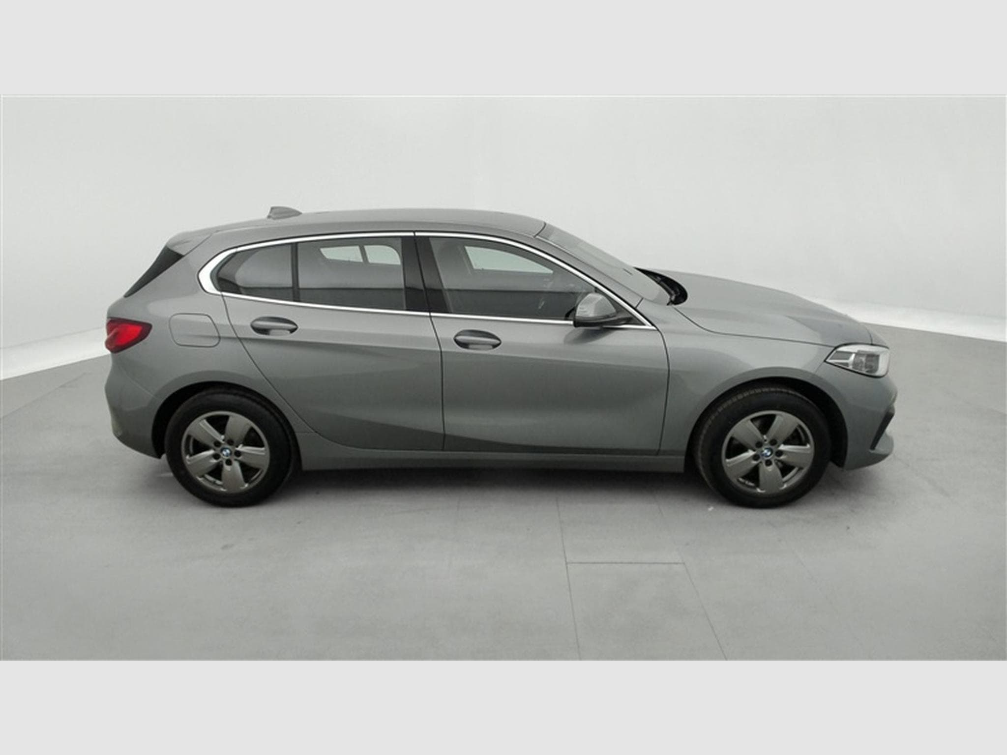 BMW 116 116i Business Line NAVI/FULL LED/JA16/PDC AV AR (2023) - Photo 24
