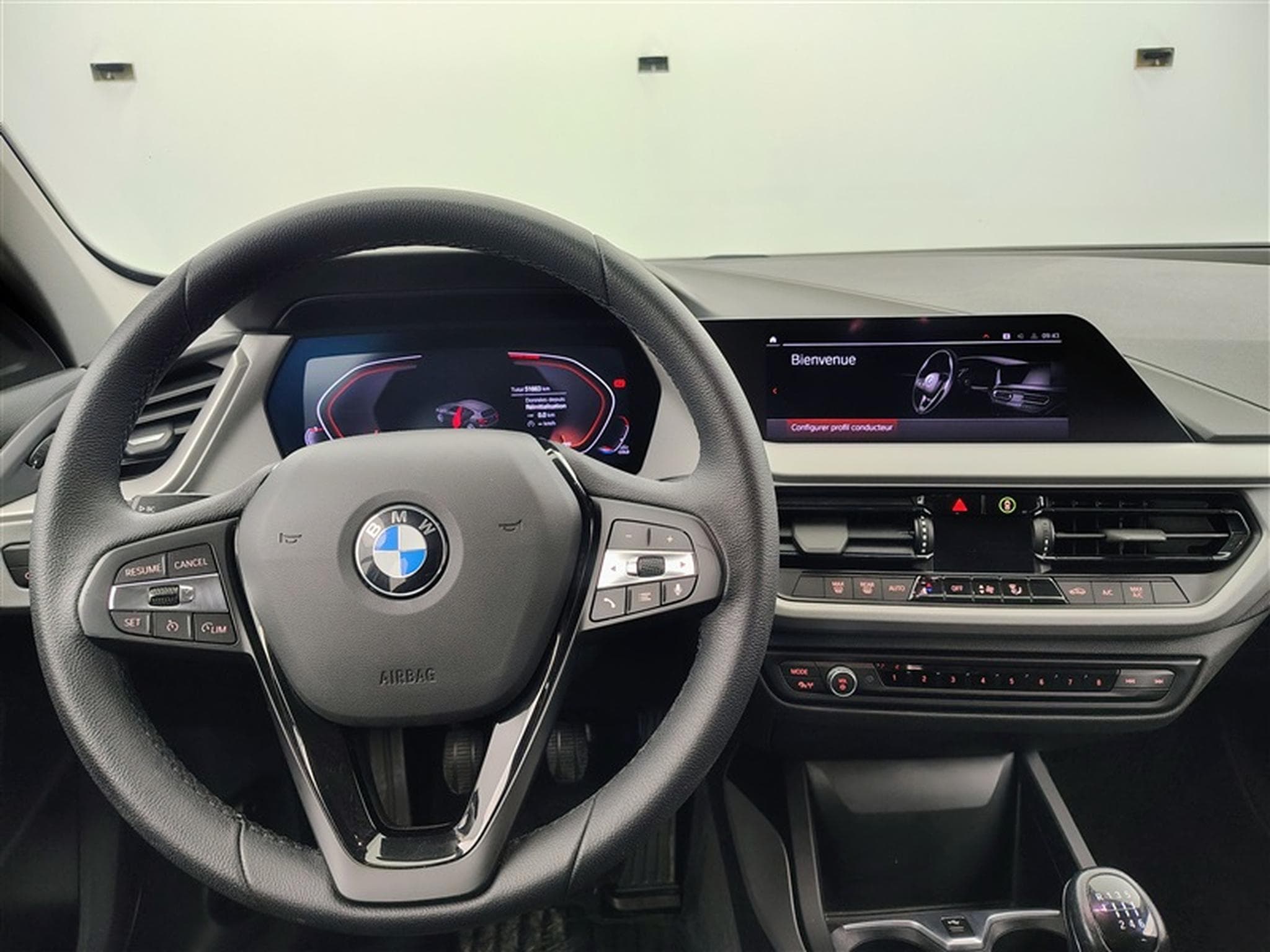 BMW 116 116i Business Line NAVI/FULL LED/JA16/PDC AV AR (2023) - Photo 9