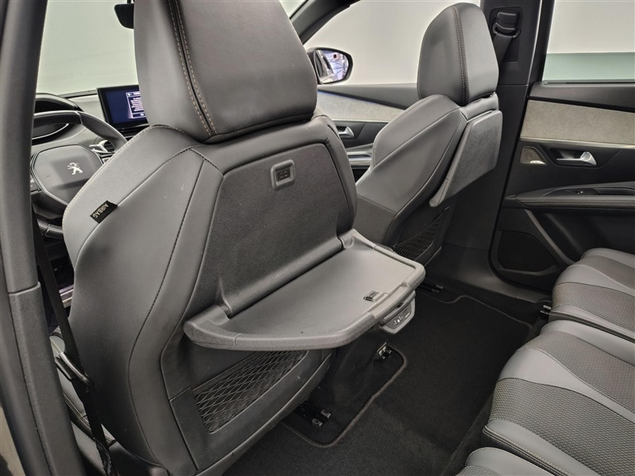 Peugeot 5008 1.2 GT Line 7Pl  Navi / Led / Toit Pano (2023) - Photo 20