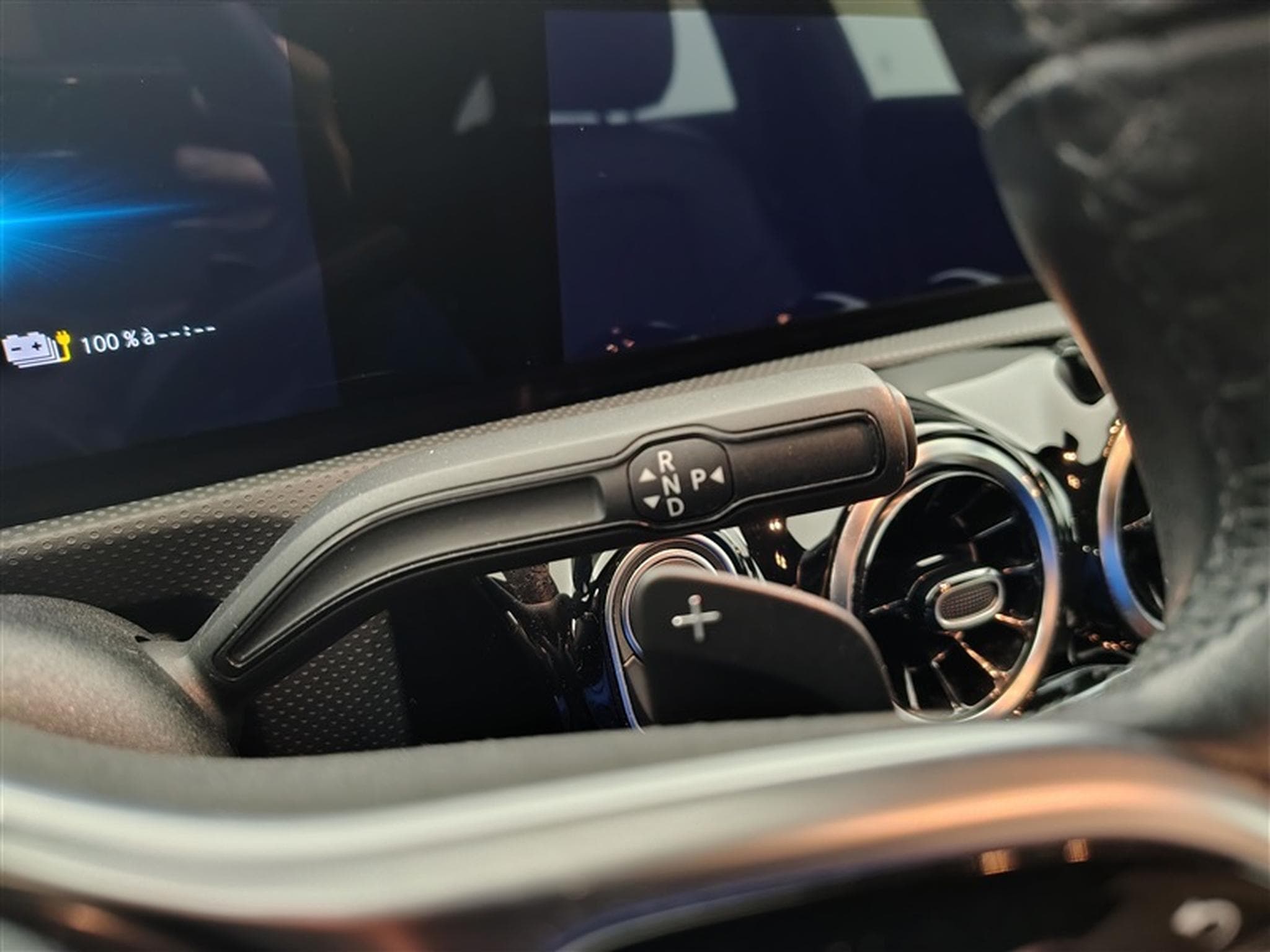 Mercedes CLA 250 e PHEV Business Line  Navi / Led / PDC av+ar (2022) - Photo 12