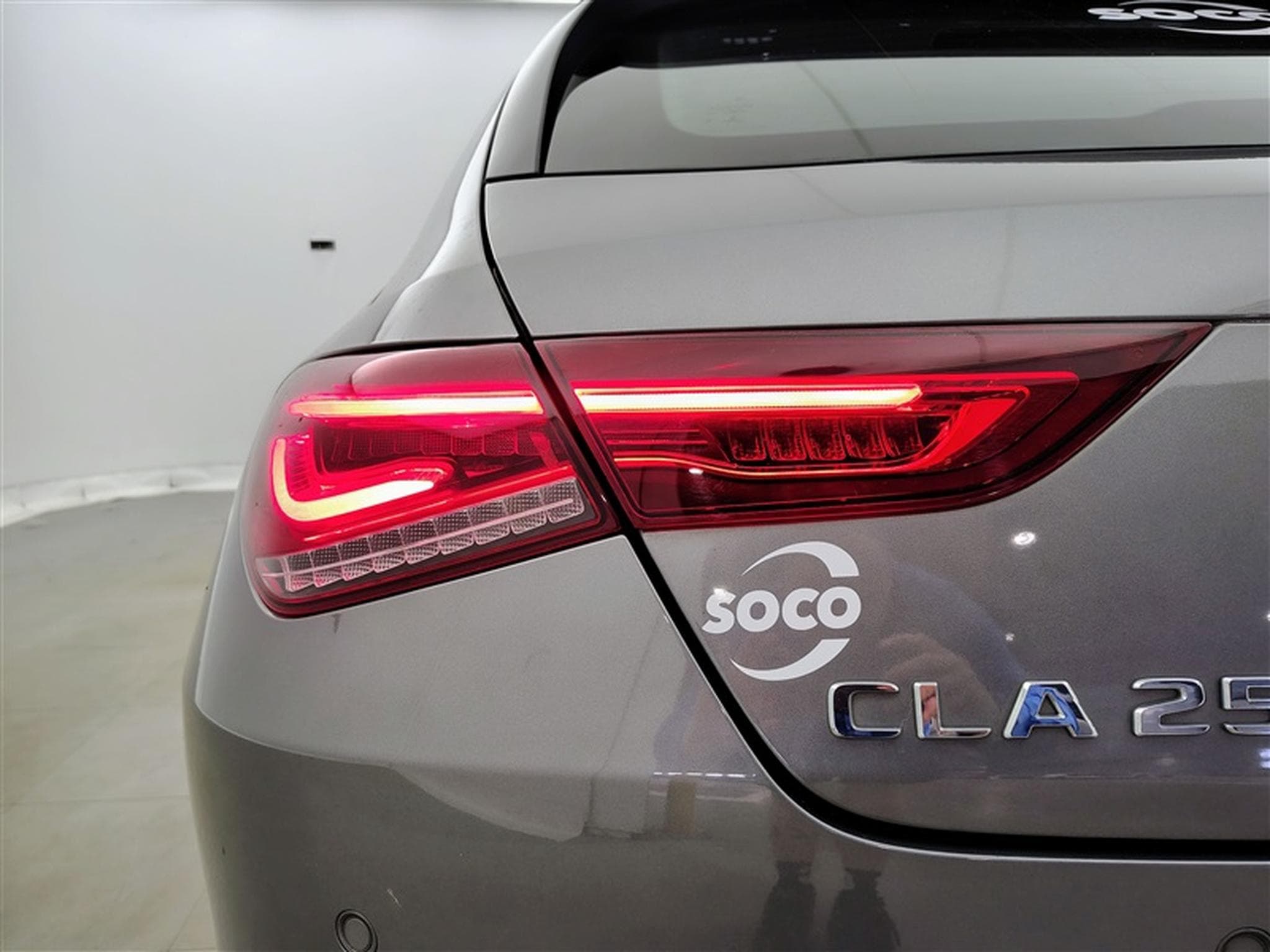 Mercedes CLA 250 e PHEV Business Line  Navi / Led / PDC av+ar (2022) - Photo 16