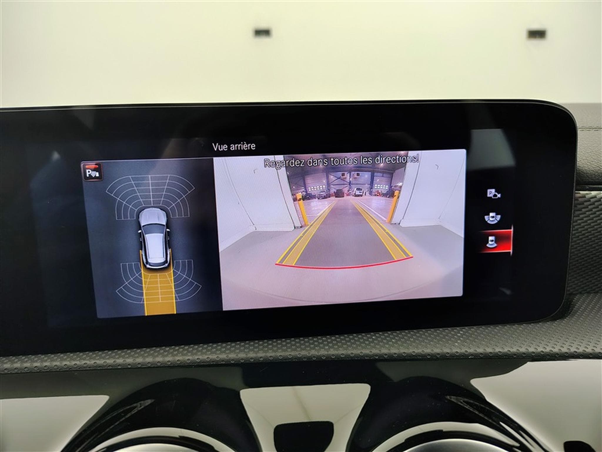 Mercedes CLA 250 e PHEV Business Line  Navi / Led / PDC av+ar (2022) - Photo 18