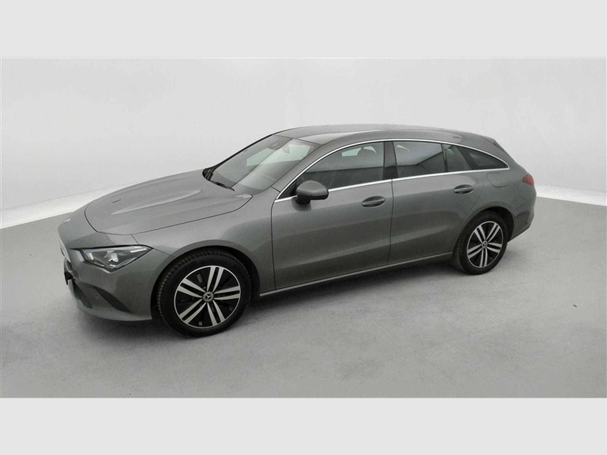 Mercedes CLA 250 e PHEV Business Line  Navi / Led / PDC av+ar (2022) - Photo 21