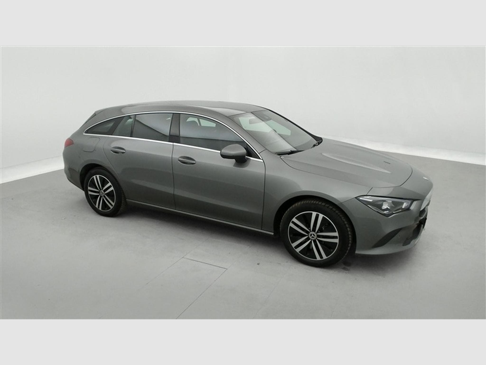 Mercedes CLA 250 e PHEV Business Line  Navi / Led / PDC av+ar (2022) - Photo 23