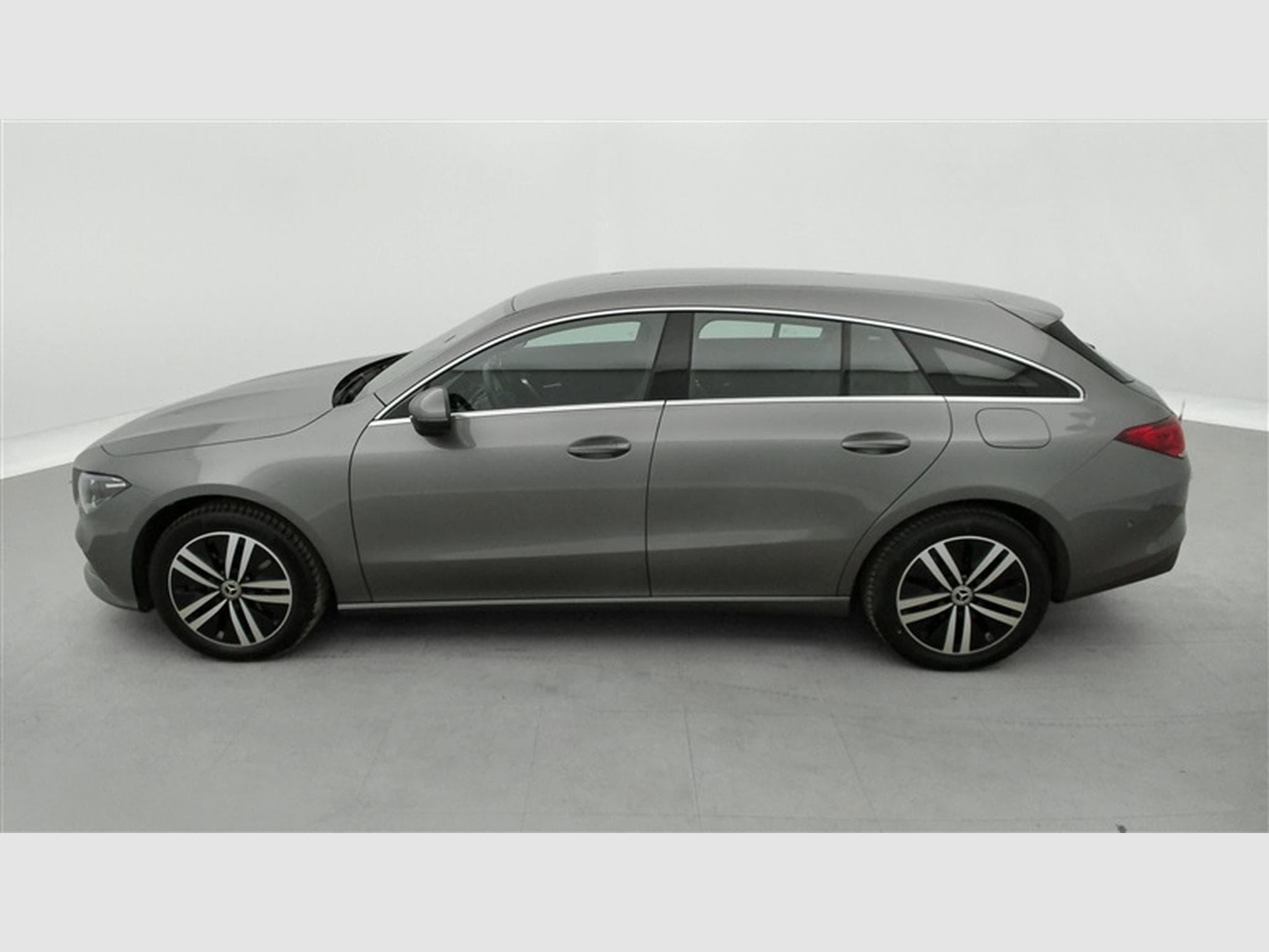 Mercedes CLA 250 e PHEV Business Line  Navi / Led / PDC av+ar (2022) - Photo 3