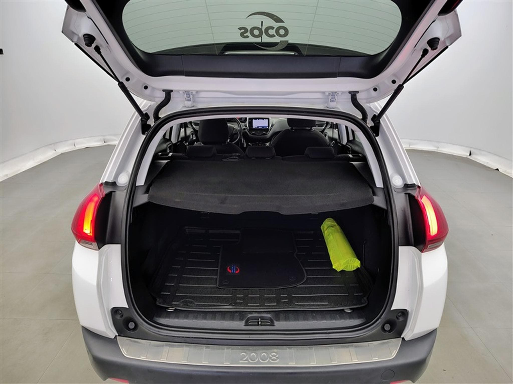 Peugeot 2008 1.2 PureTech 110Cv AUTO Style (2019) - Photo 14