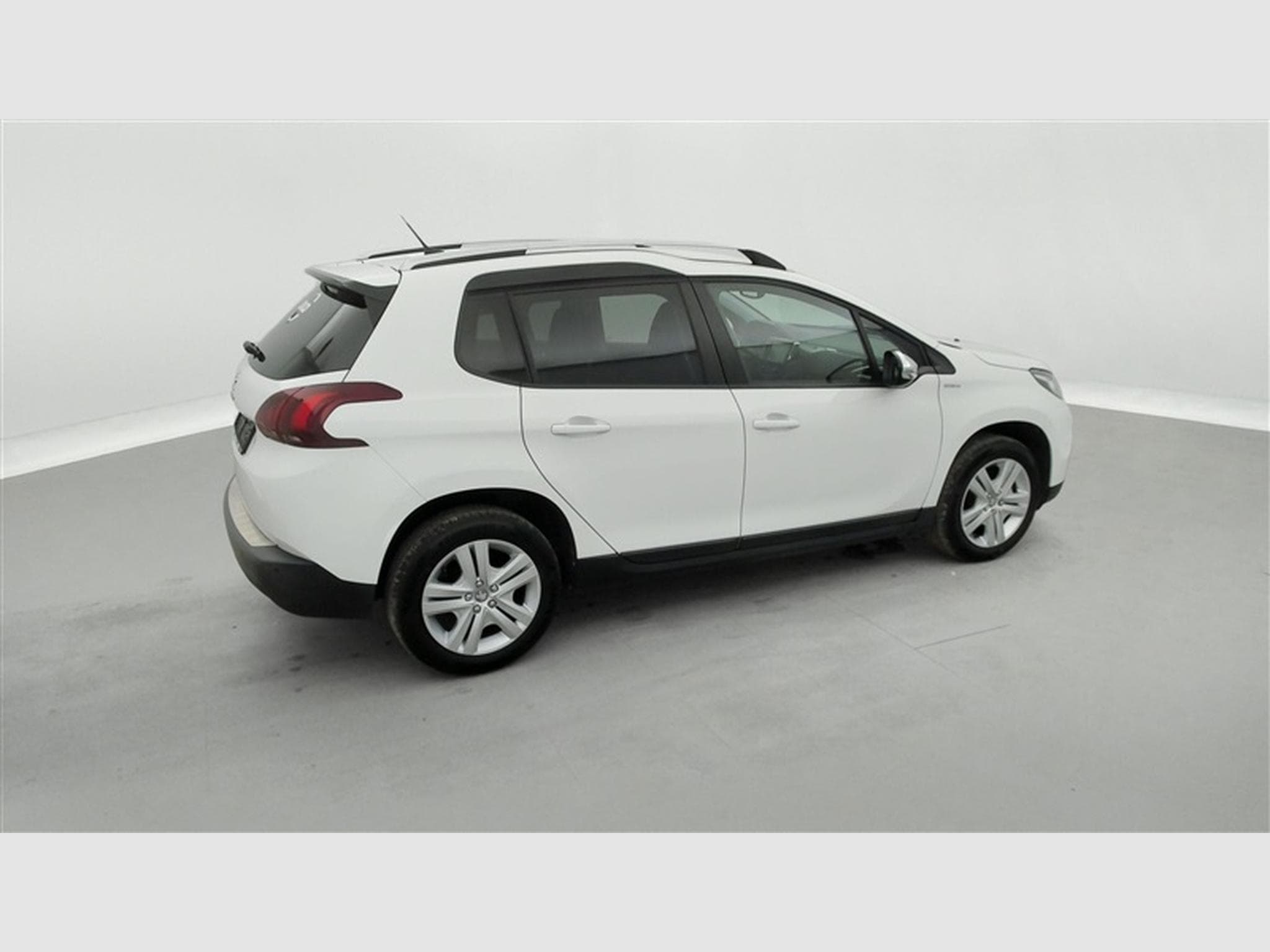 Peugeot 2008 1.2 PureTech 110Cv AUTO Style (2019) - Photo 24