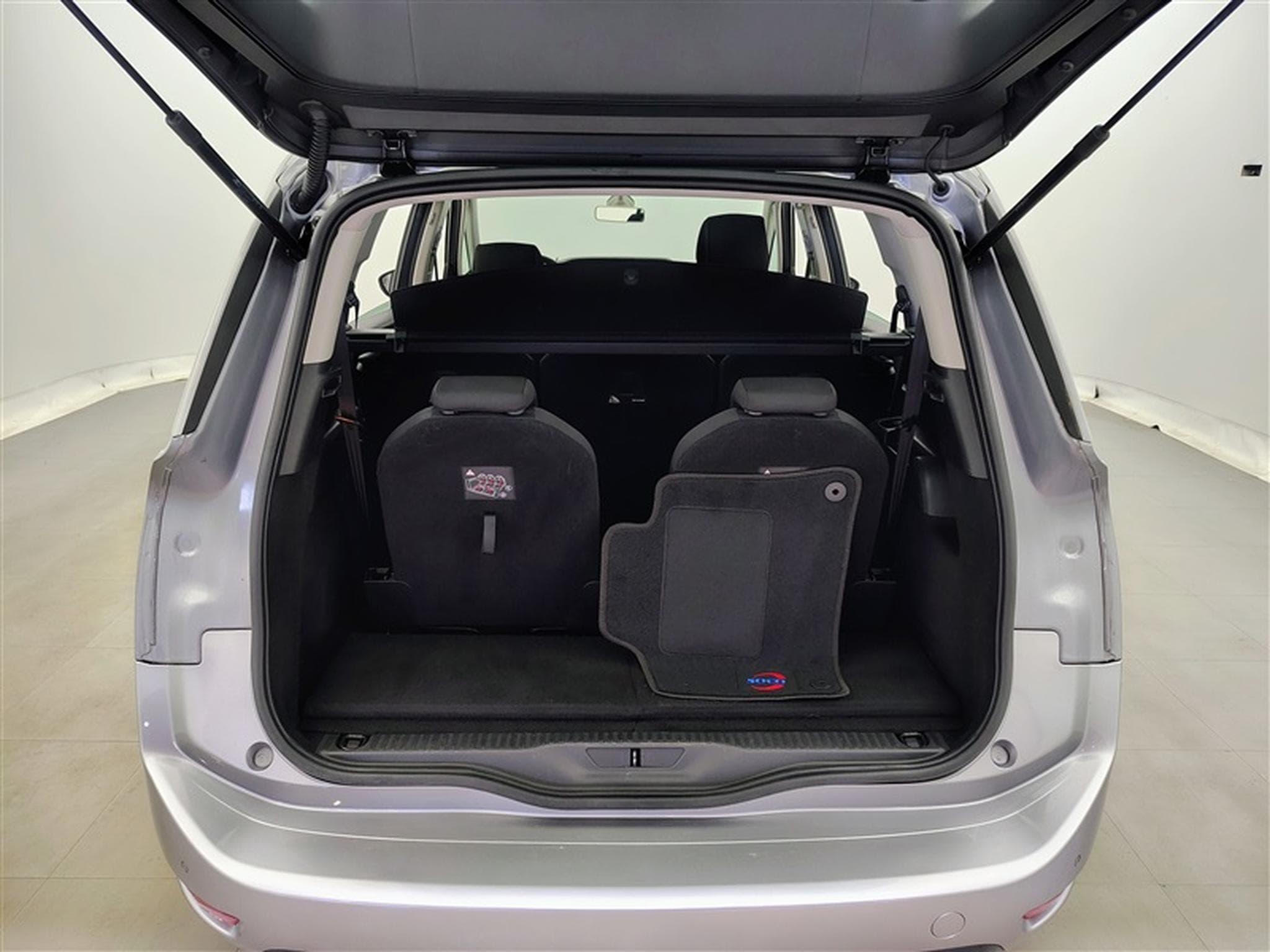 Citroen Grand C4 SpaceTourer 1.2 PureTech 130cv EAT8 Feel 7PL NAVI / CARPLAY / ALU / PDC (2021) - Photo 14