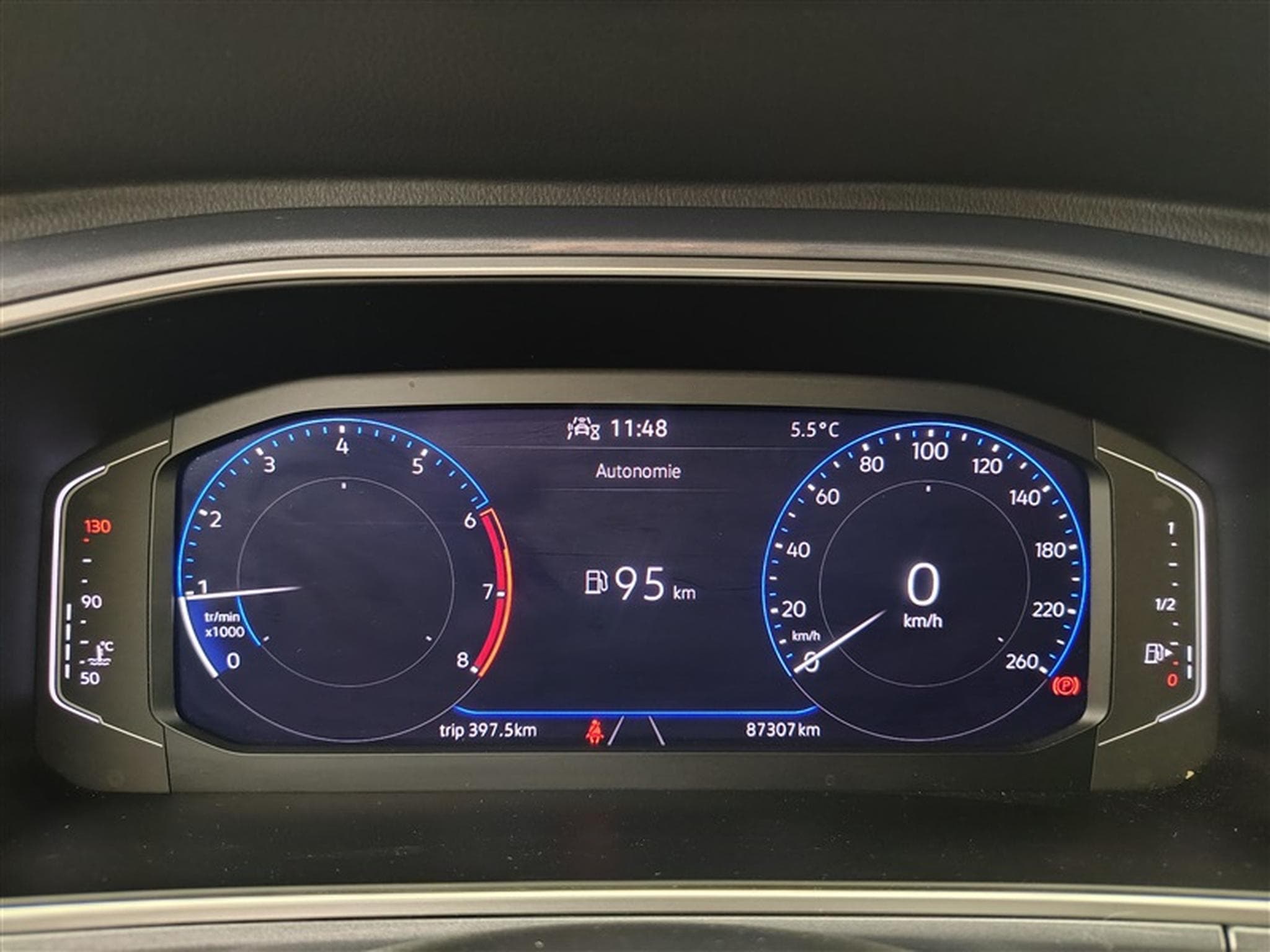 VW T-Roc 1.0 TSI 110Cv Style CARPLAY / ALU / PDC (2022) - Photo 10