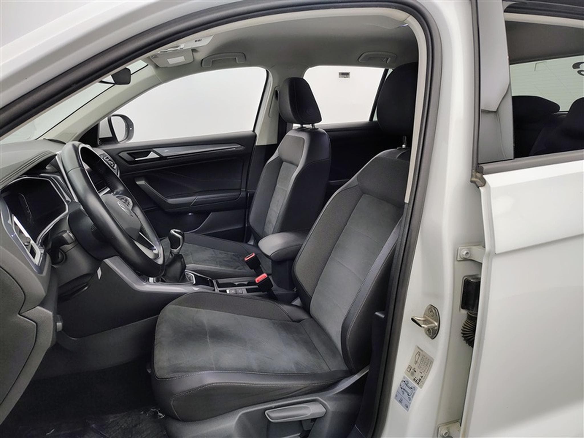 VW T-Roc 1.0 TSI 110Cv Style CARPLAY / ALU / PDC (2022) - Photo 7