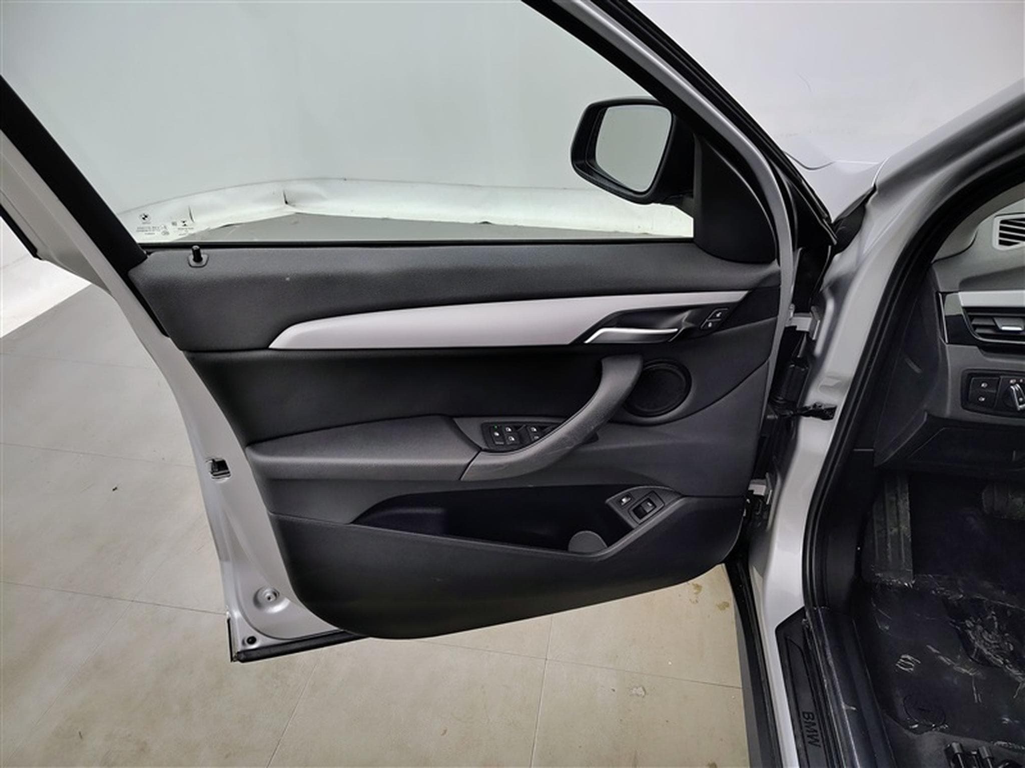 BMW X1 PHEV 1.5iA xDrive25e Cuir / Navi / Led (2021) - Photo 17