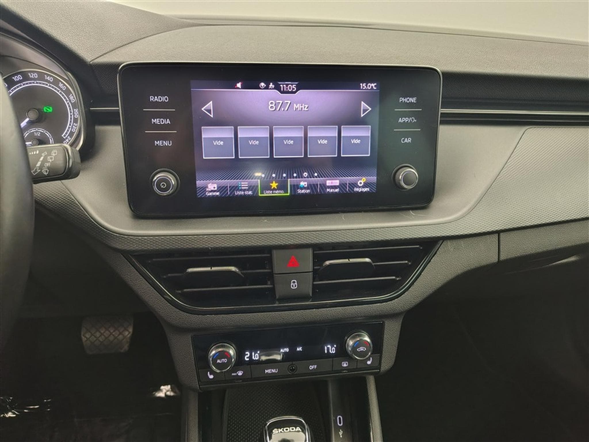 Skoda Kamiq 1.5 TSI 150cv DSG Ambition APP / FULL LED / CAMERA / KEYLESS (2021) - Photo 11