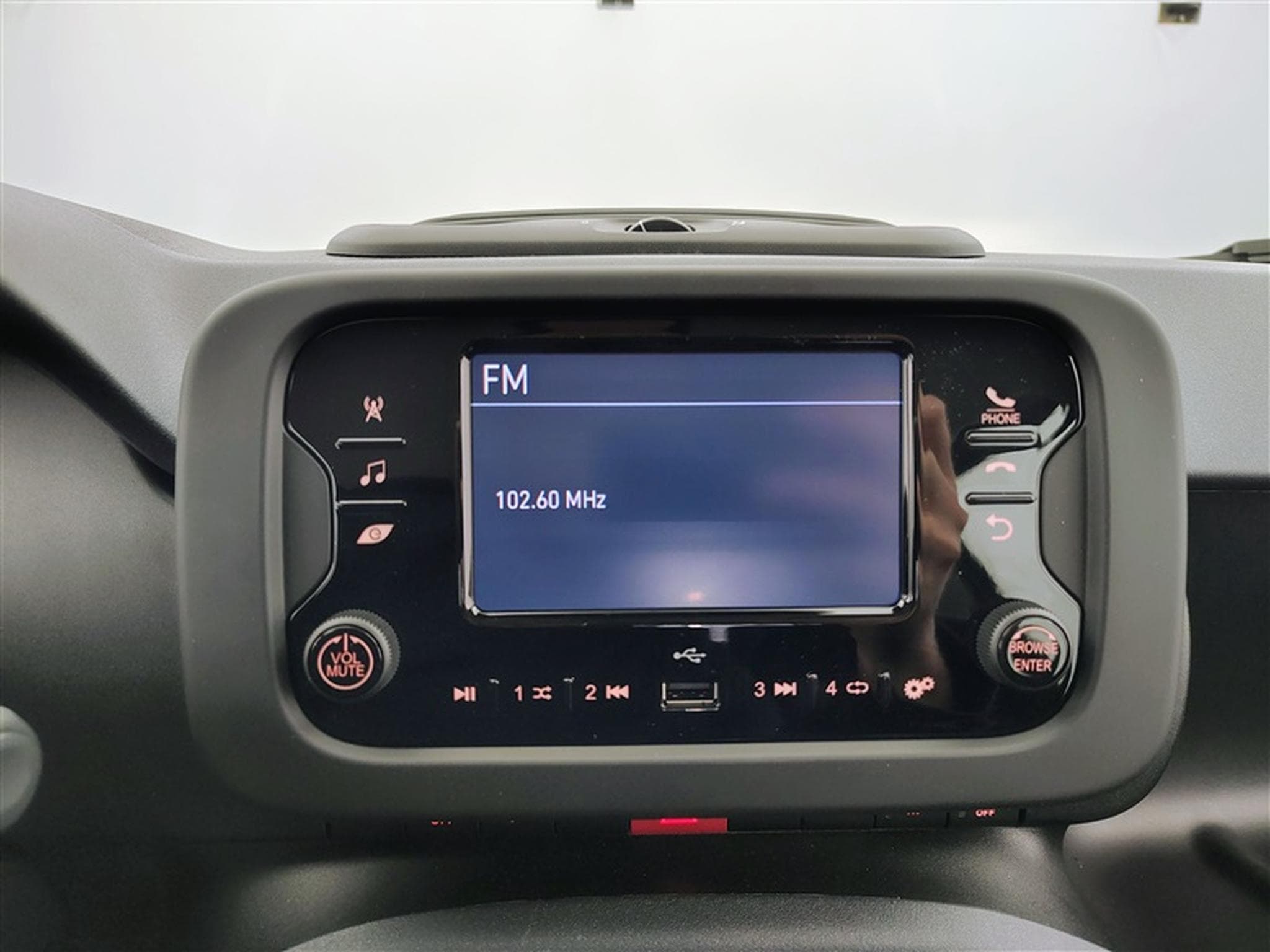 Fiat Panda 1.0i MHEV Icon 5p. CLIM / BLUETOOTH / PDC AR (2026) - Photo 11