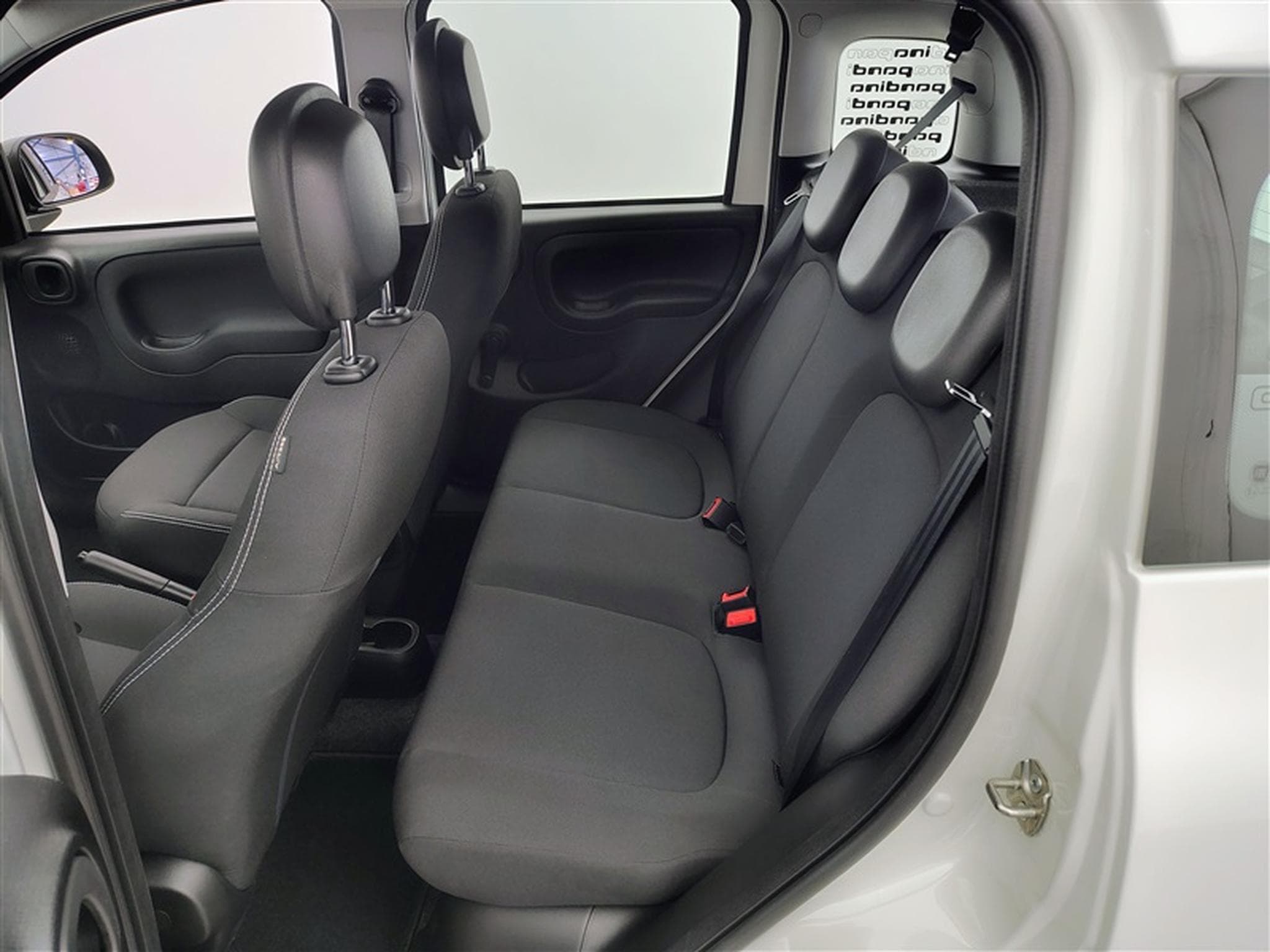 Fiat Panda 1.0i MHEV Icon 5p. CLIM / BLUETOOTH / PDC AR (2026) - Photo 13