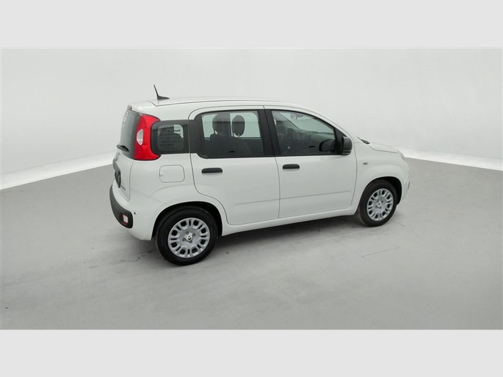 Fiat Panda 1.0i MHEV Icon 5p. CLIM / BLUETOOTH / PDC AR (2026) - Photo 24