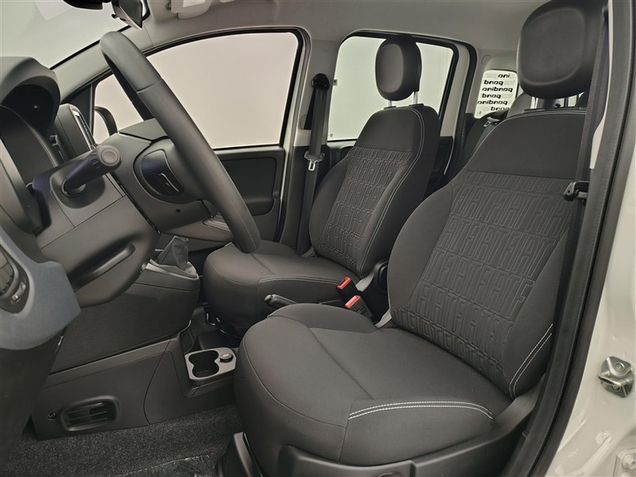 Fiat Panda 1.0i MHEV Icon 5p. CLIM / BLUETOOTH / PDC AR (2026) - Photo 7
