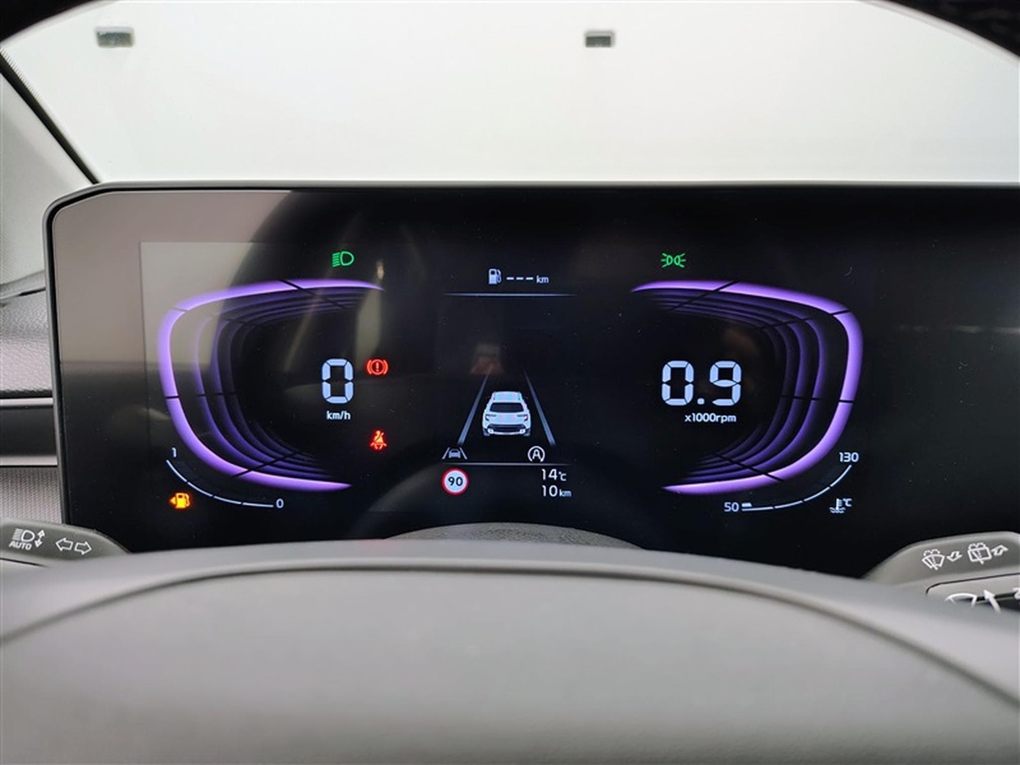 Kia Stonic 1.0 T-GDi 100cv Gold NAVI / CAMERA / CARPLAY (2026) - Photo 10