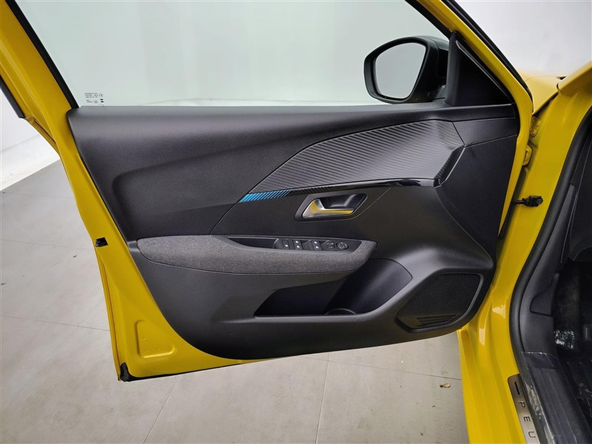 Peugeot 208 1.2i PureTech 100Cv EAT8 Style NAVI / FULL LED / PDC (2023) - Foto 16