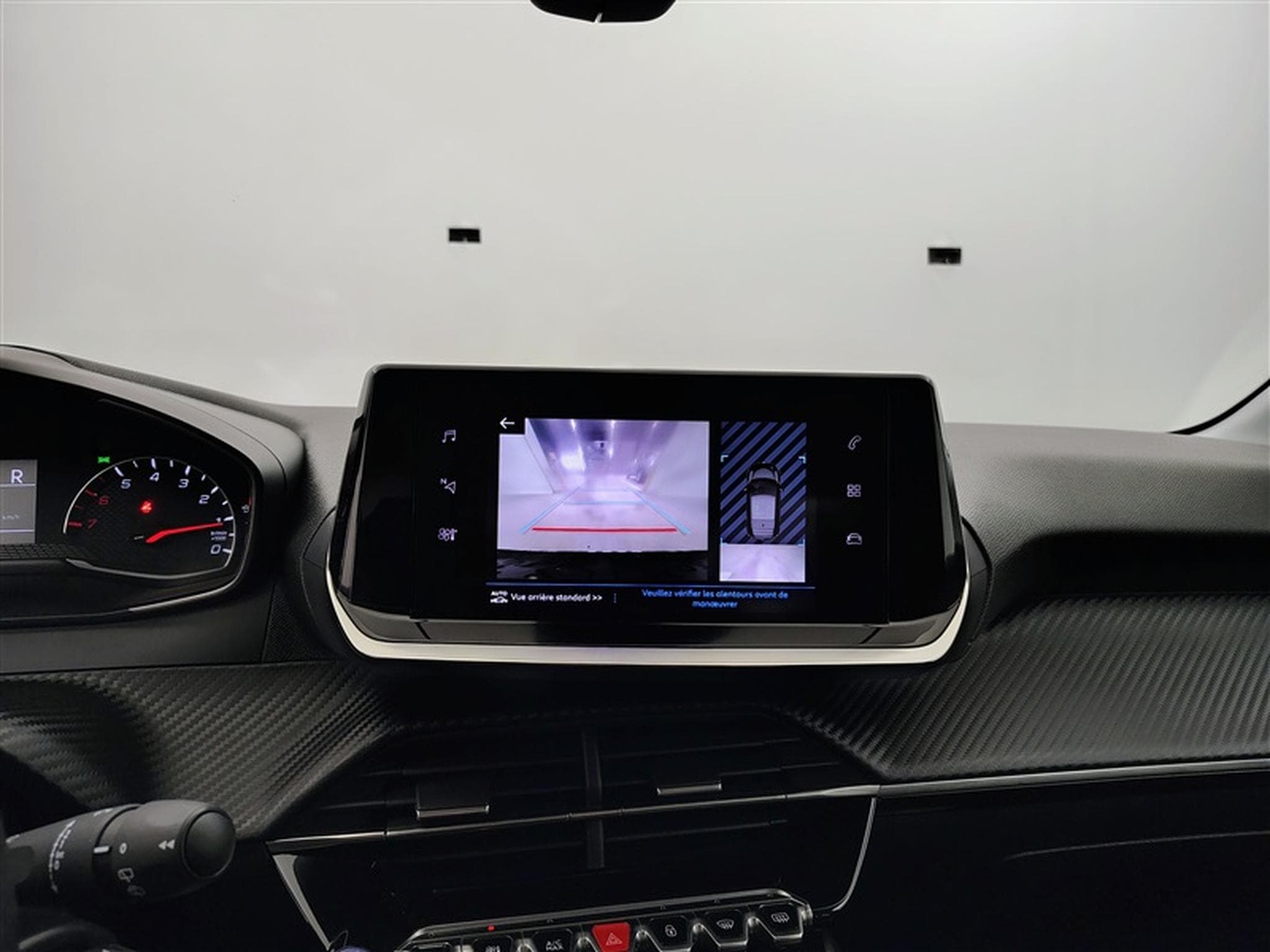Peugeot 208 1.2i PureTech 100Cv EAT8 Style NAVI / FULL LED / PDC (2023) - Foto 17