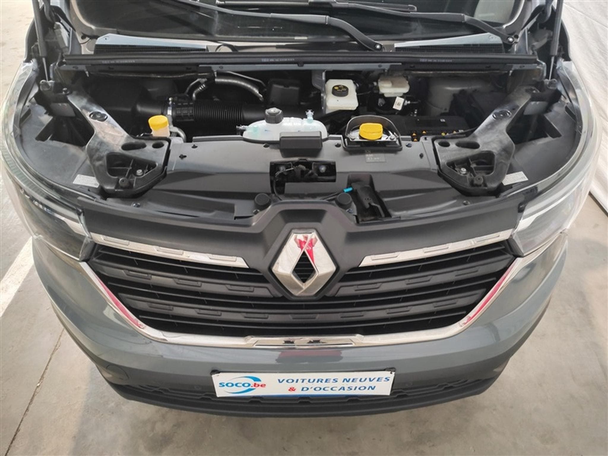 Renault Trafic 2.0 Blue dCi L1 Zen S/S (2024) - Foto 17