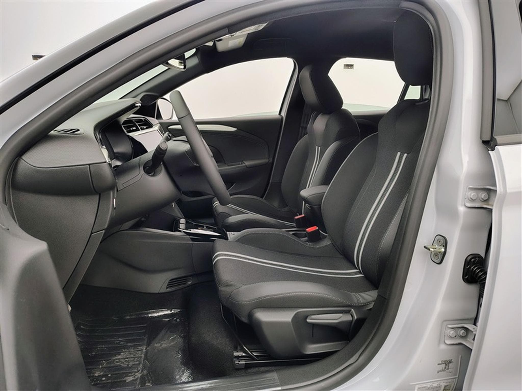 Opel Corsa 1.2 Hybrid 100cv AT GS Line CARPLAY / FULL LED / CAMERA (2026) - Photo 7