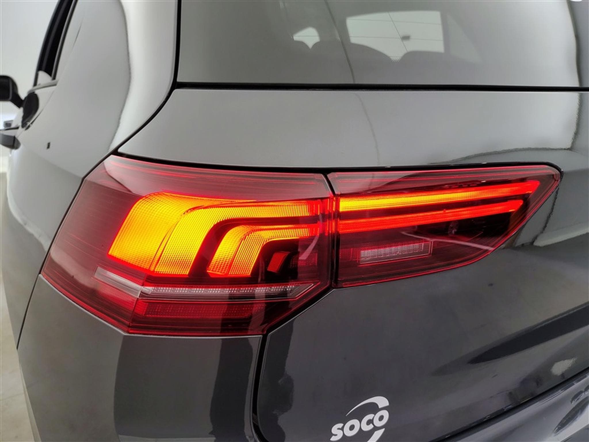 VW Golf 1.5 eTSI Life DSG/NAVI/TO PANO/FULL LED/JA17/PDC (2024) - Foto 16