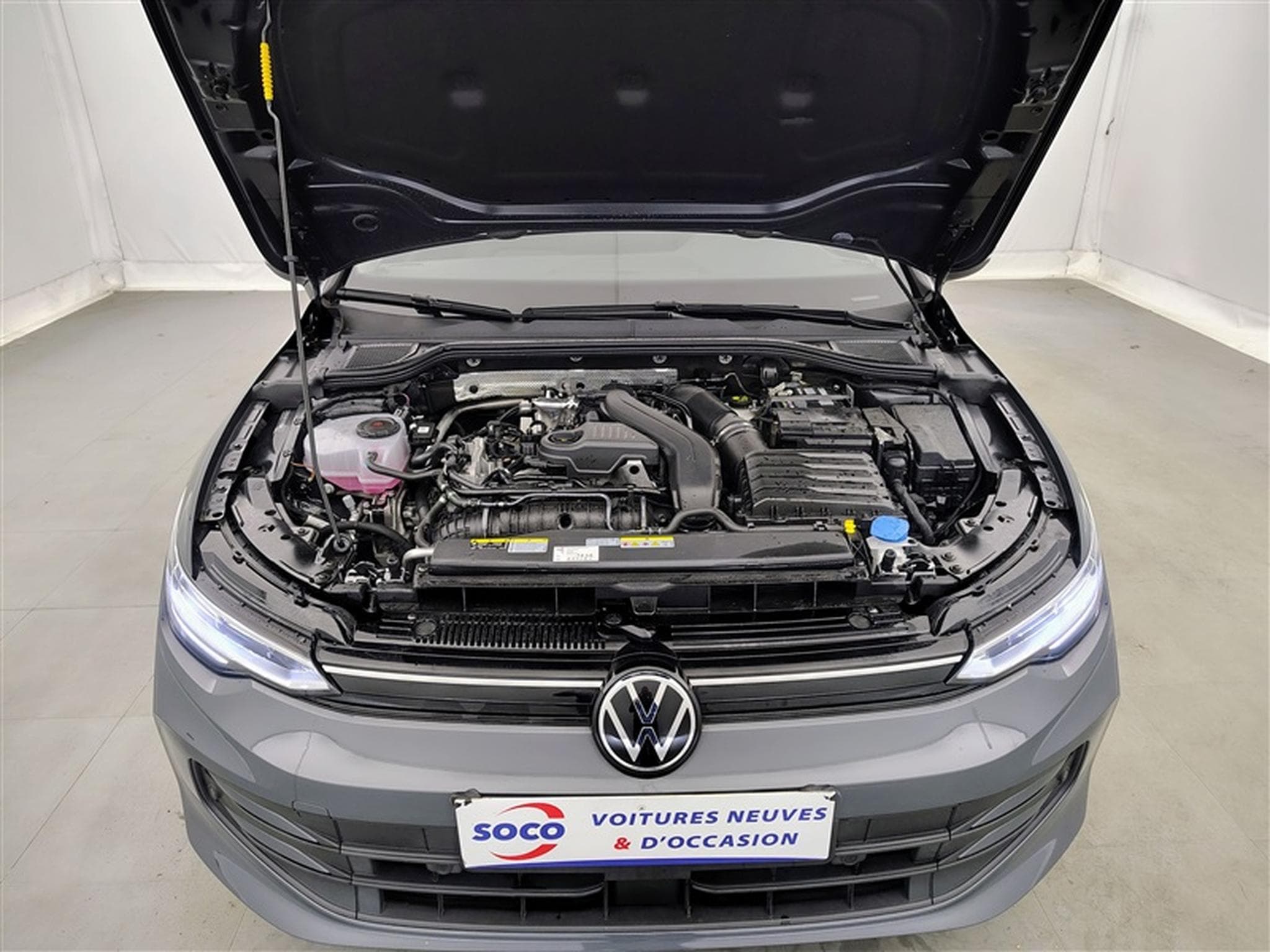 VW Golf 1.5 eTSI Life DSG/NAVI/TO PANO/FULL LED/JA17/PDC (2024) - Foto 20