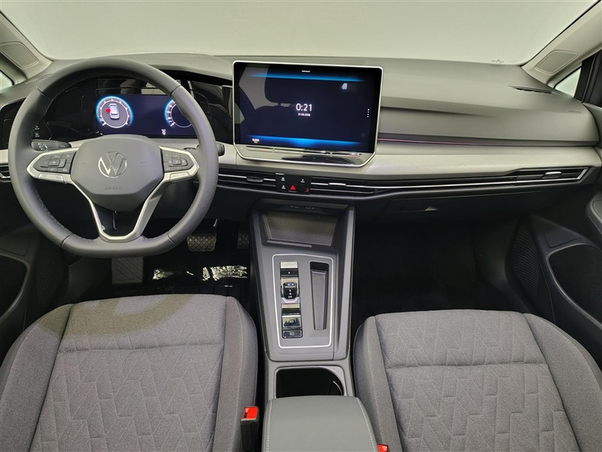 VW Golf 1.5 eTSI Life DSG/NAVI/TO PANO/FULL LED/JA17/PDC (2024) - Foto 8