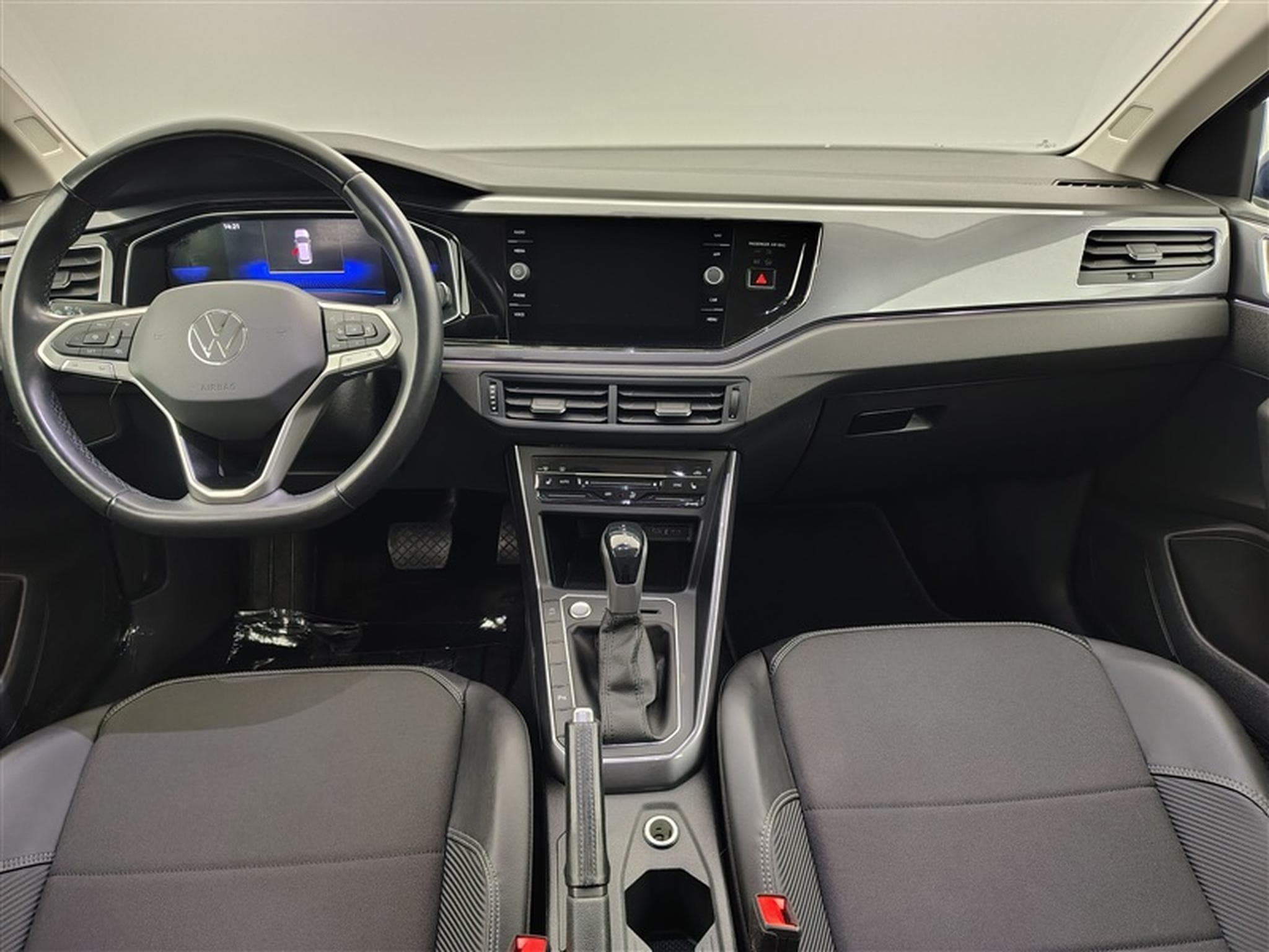 VW Taigo 1.0 TSI 110cv DSG Style CARPLAY / FULL LED / CUIR PARTIEL (2022) - Photo 8