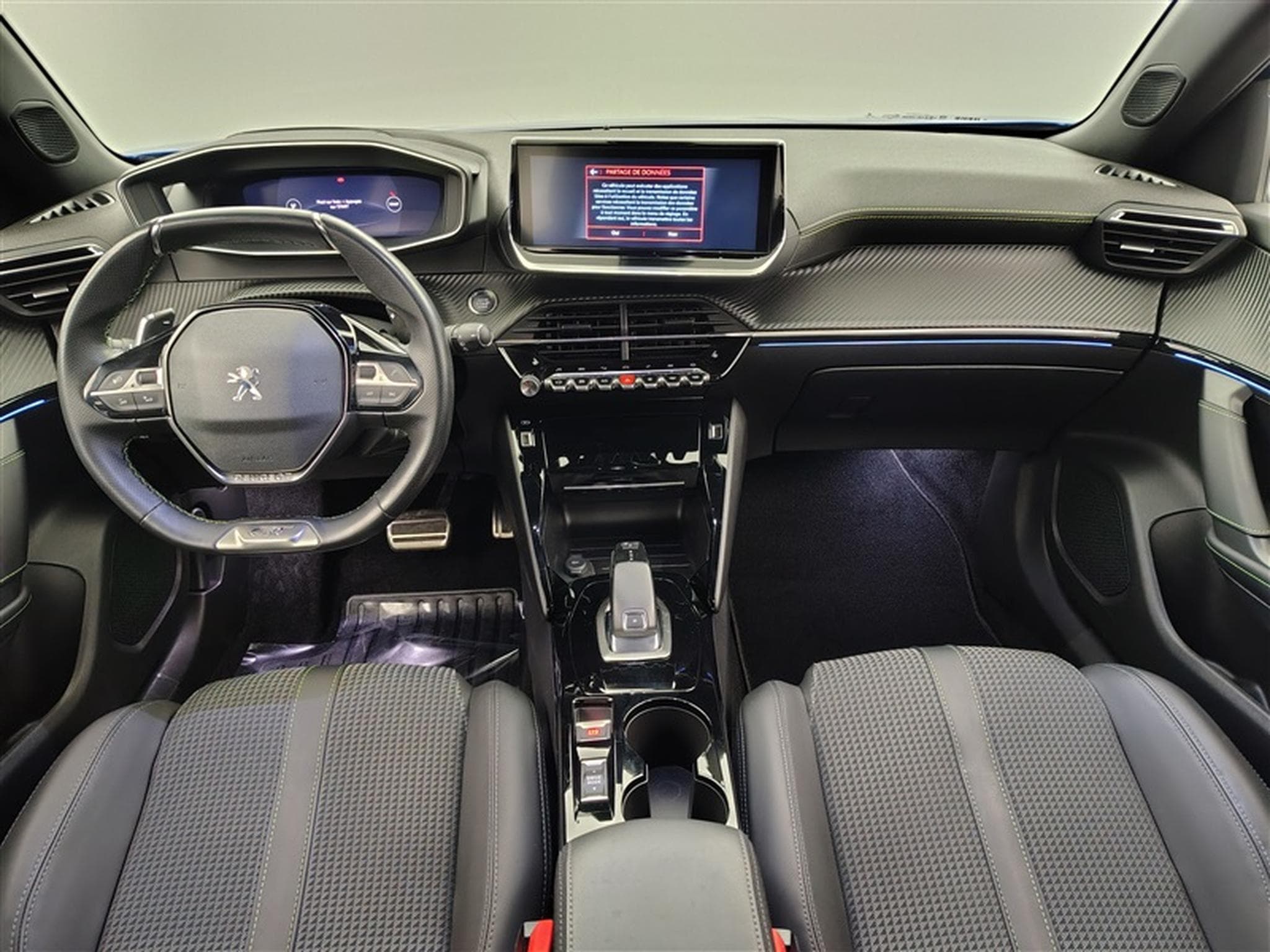 Peugeot 2008 1.2 PureTech GT Pack S&S (EU6.3) (2021) - Foto 8