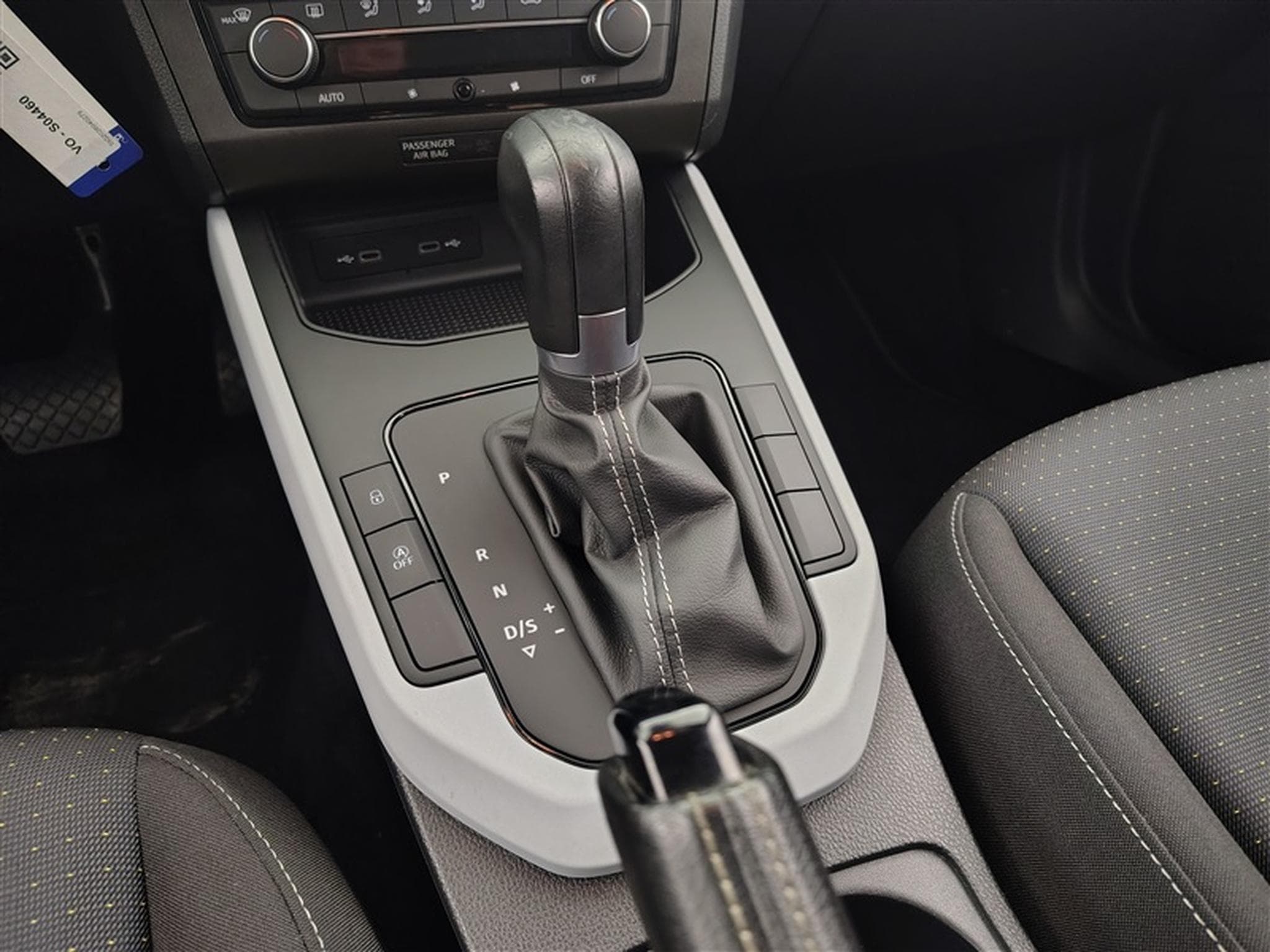 Seat Arona 1.0 TSI Style DSG  Navi/CarPlay/PDC/Front & Line Assist (2021) - Foto 12
