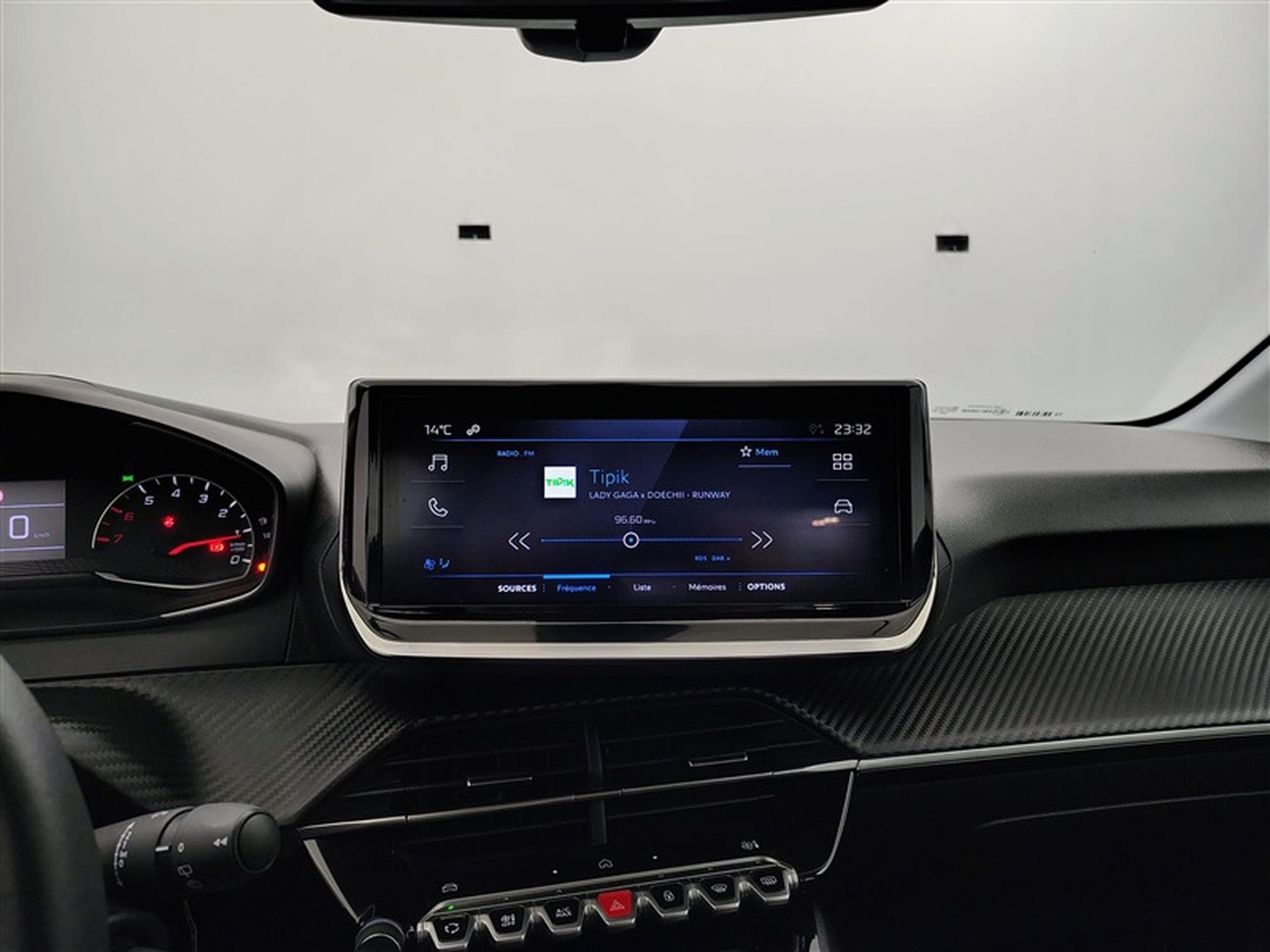 Peugeot 208 1.2 PureTech 101cv Active Pack CARPLAY / FULL LED / PDC AR (2025) - Foto 11