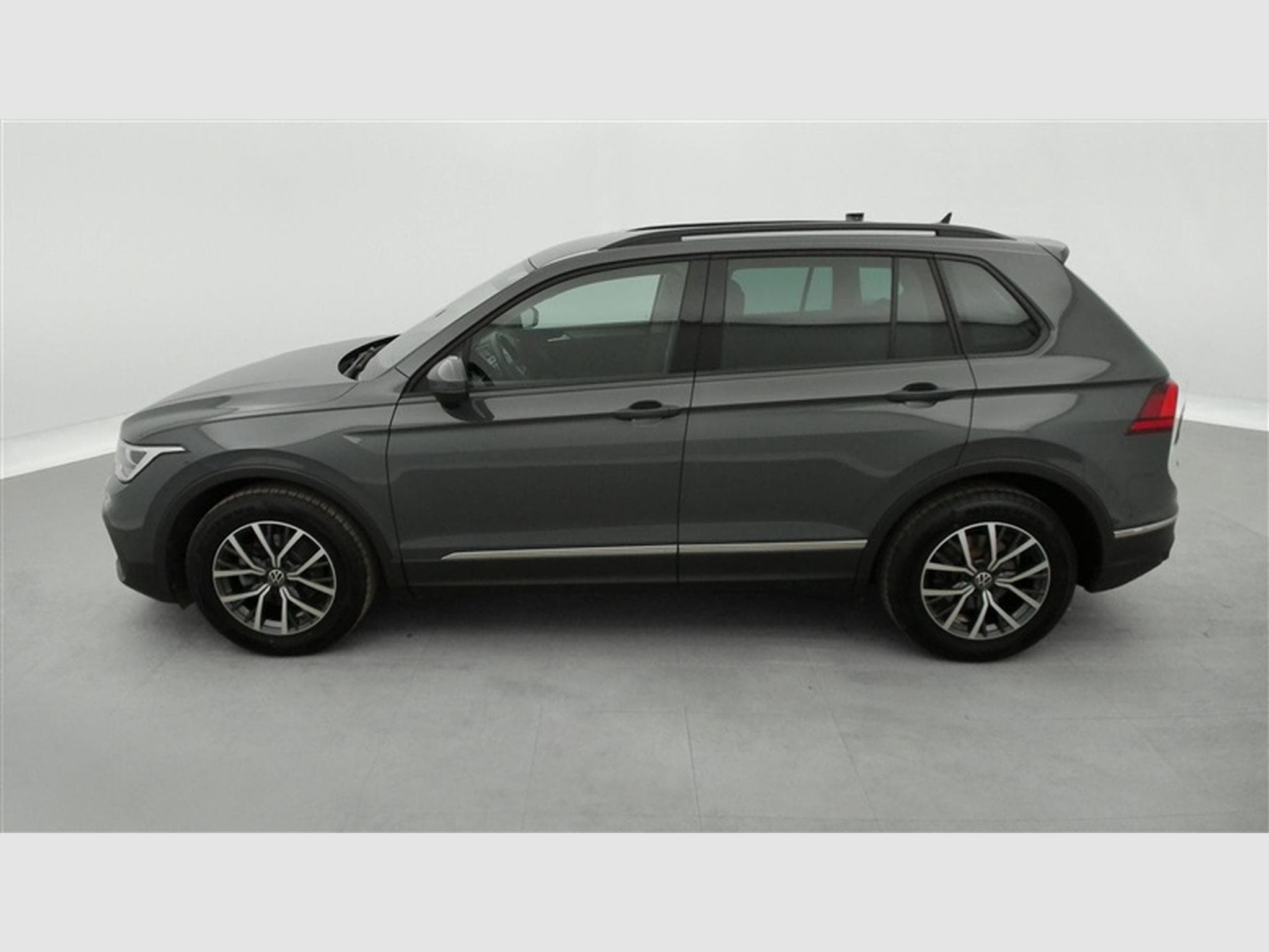 VW Tiguan 1.5 TSI ACT Life NAVI/FULL LED/JA17/PDC AV AR (2020) - Foto 2