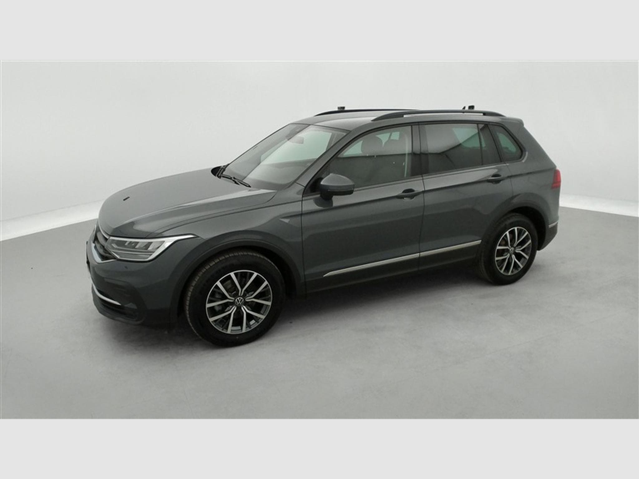 VW Tiguan 1.5 TSI ACT Life NAVI/FULL LED/JA17/PDC AV AR (2020) - Foto 20