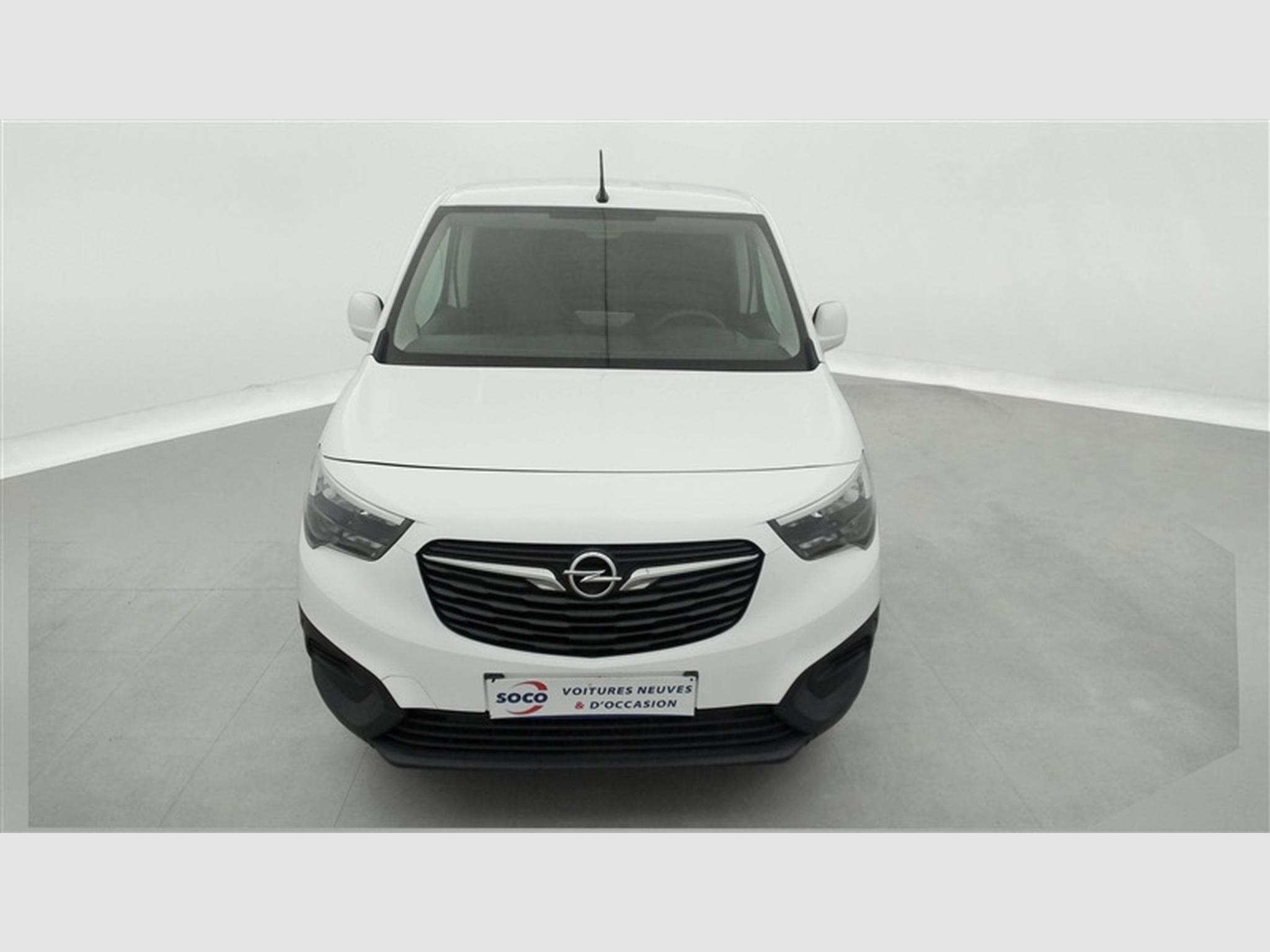Opel Combo 1.5 TD BlueInj. Comfort NAVI / CLIM / BLUETOOTH (2021) - Foto 4