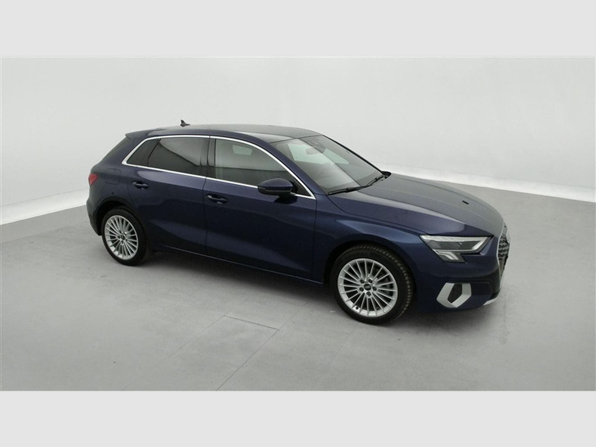 Audi A3 30 TFSI S-Tronic Advanced  Cuir / Navi / Led (2022) - Foto 22