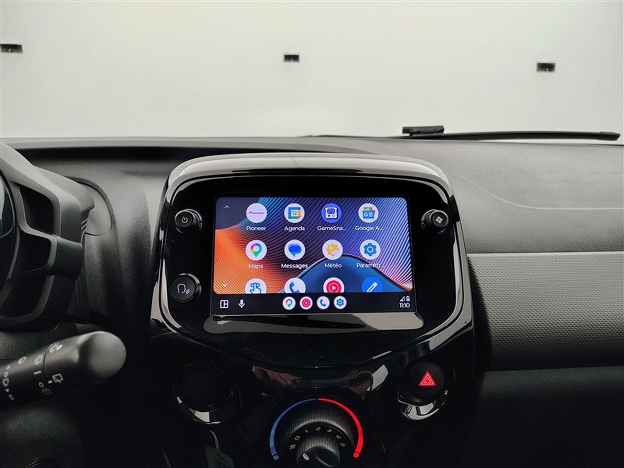 Peugeot 108 1.0 VTi Style S&S (EU6.2) (2021) - Photo 19