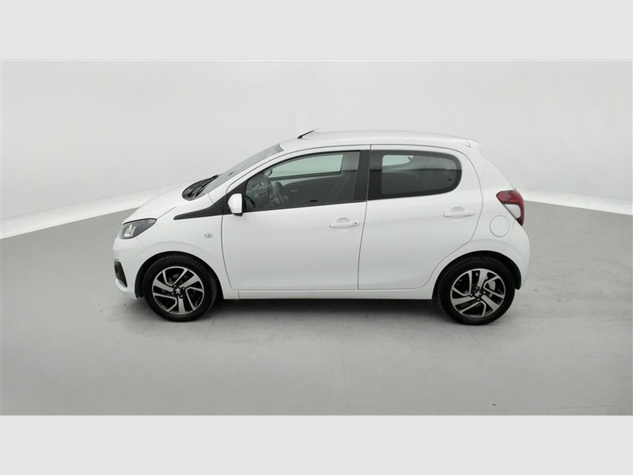 Peugeot 108 1.0 VTi Style S&S (EU6.2) (2021) - Photo 3