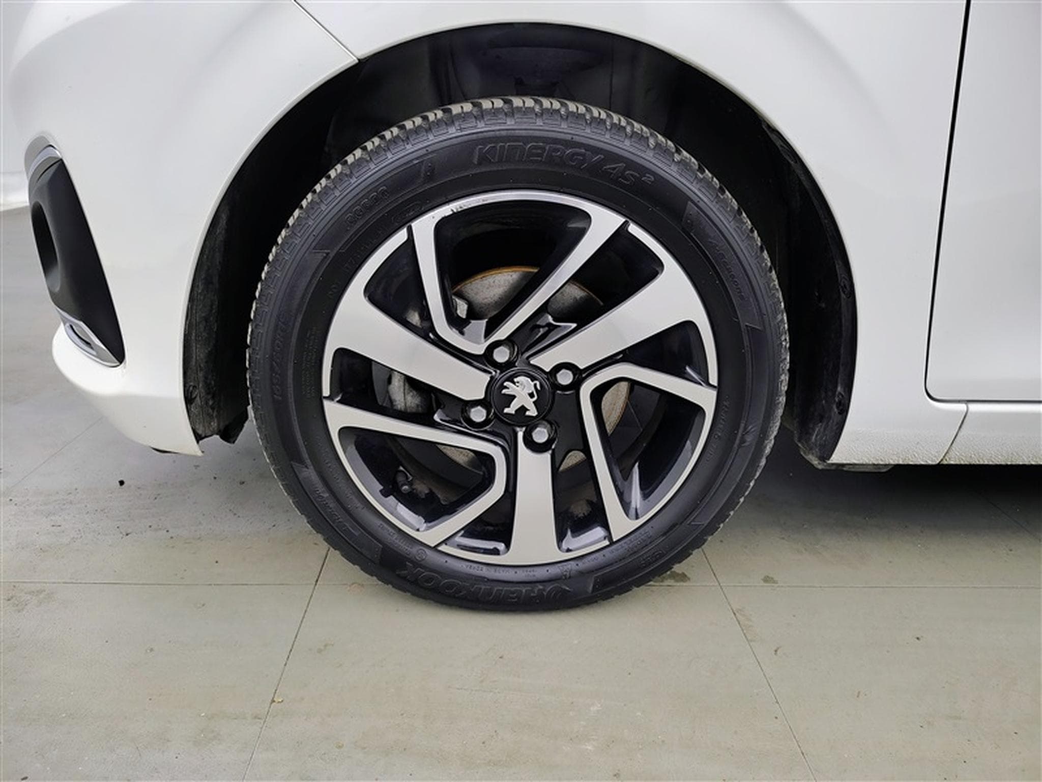 Peugeot 108 1.0 VTi Style S&S (EU6.2) (2021) - Photo 6
