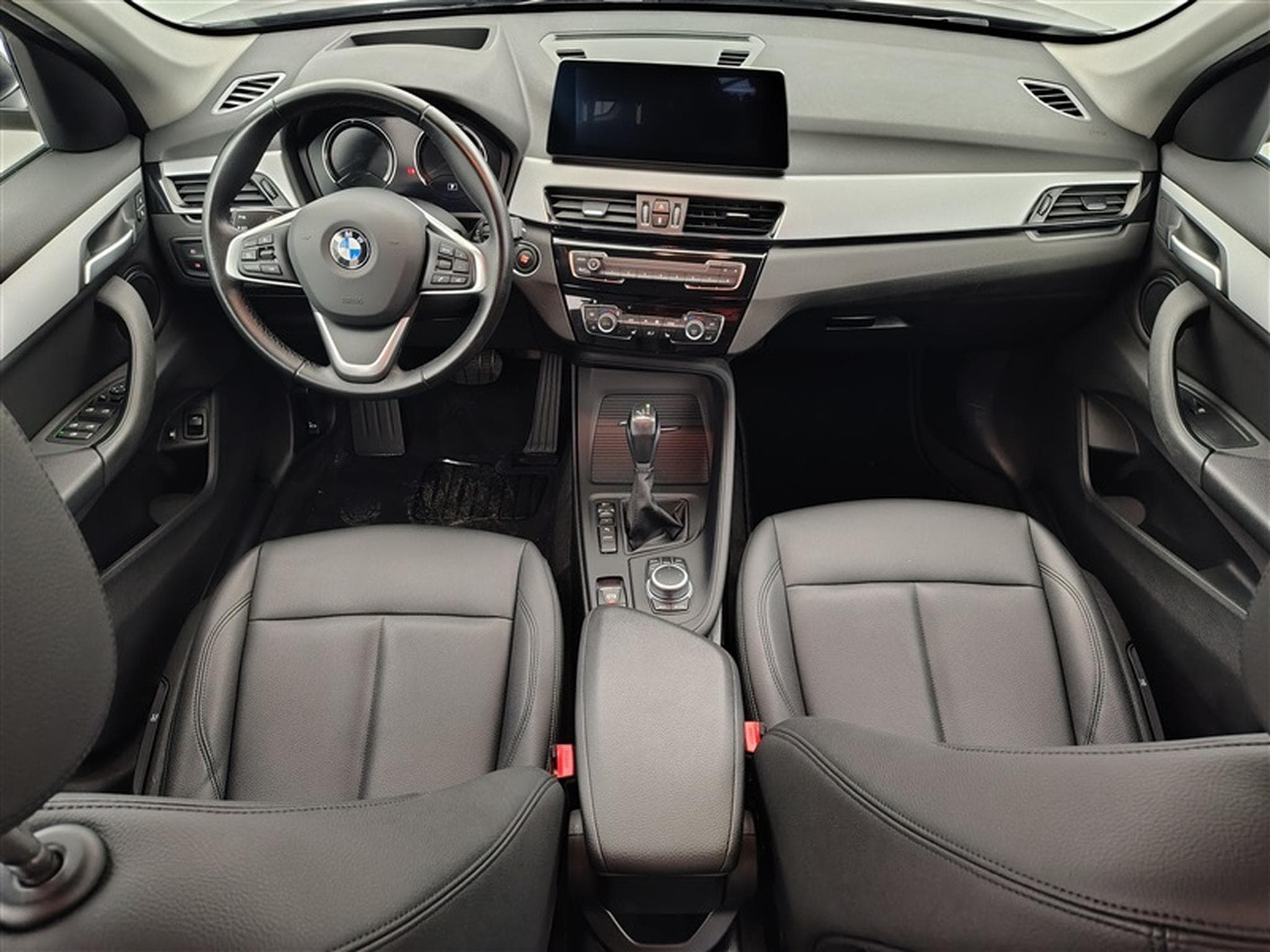 BMW X1 PHEV 1.5iA xDrive25e Cuir / Navi / Led (2021) - Foto 8