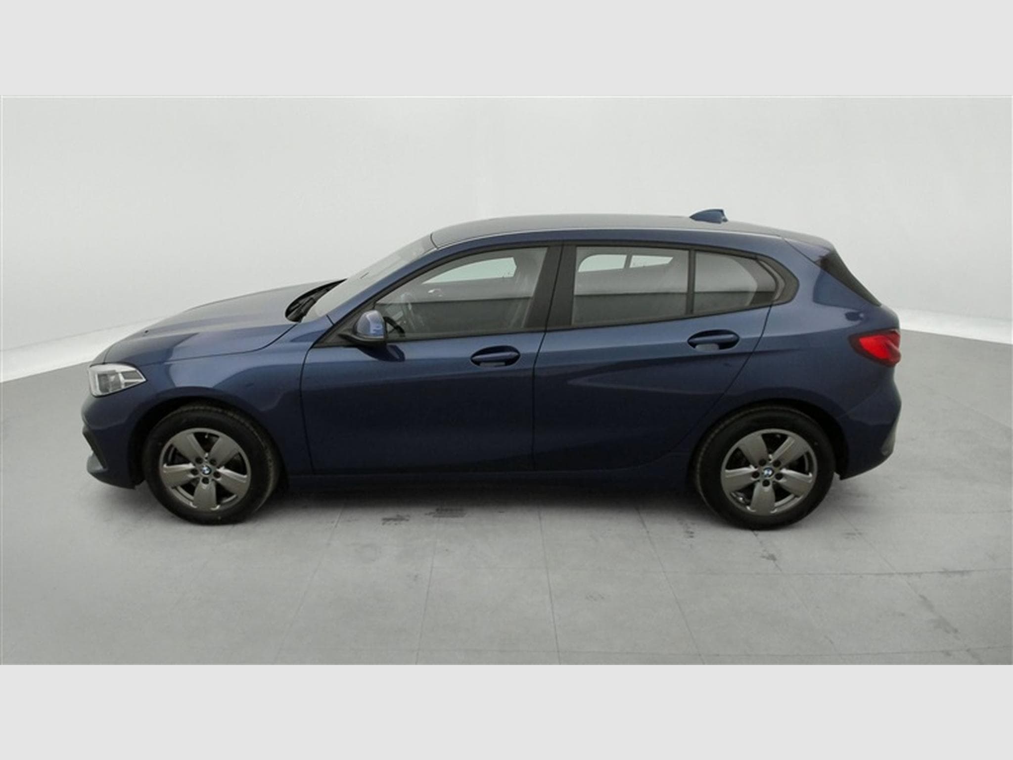 BMW 116 dA Cuir / Navi Cockpit / Led / PDC av+ar (2021) - Foto 3
