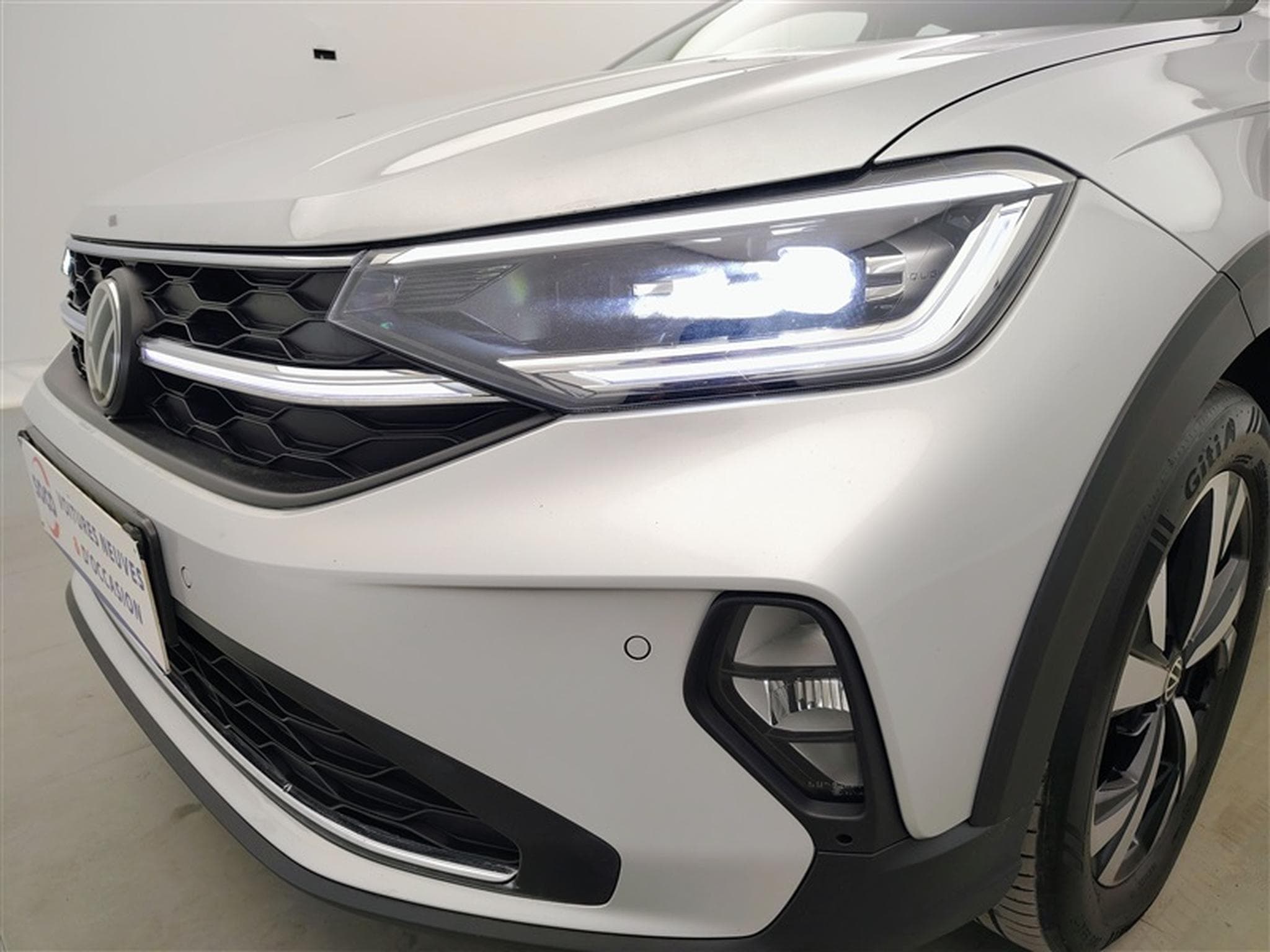 VW Taigo 1.0 TSI 110cv DSG Style CARPLAY / FULL LED / CUIR PARTIEL (2022) - Photo 15