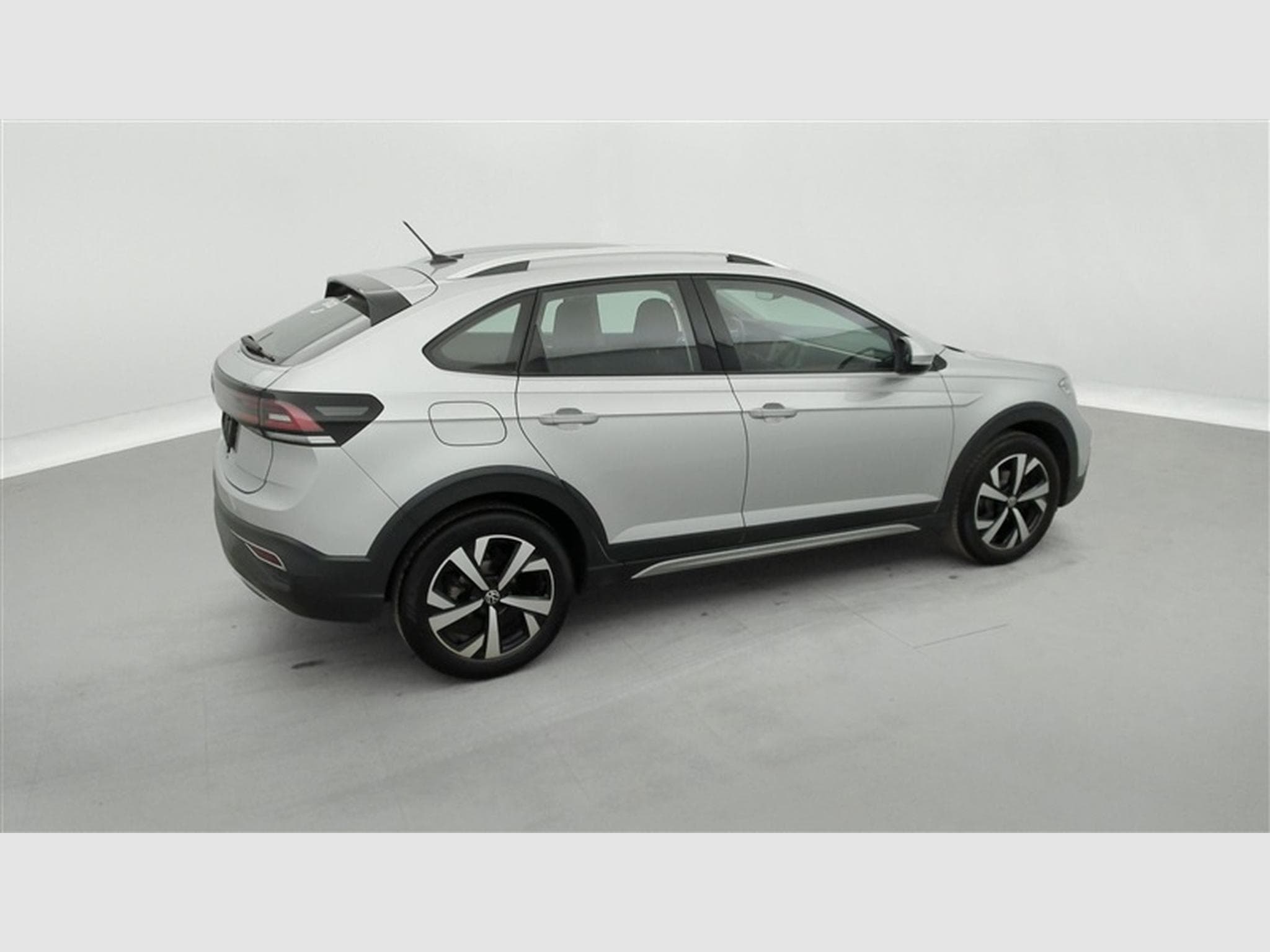 VW Taigo 1.0 TSI 110cv DSG Style CARPLAY / FULL LED / CUIR PARTIEL (2022) - Photo 25