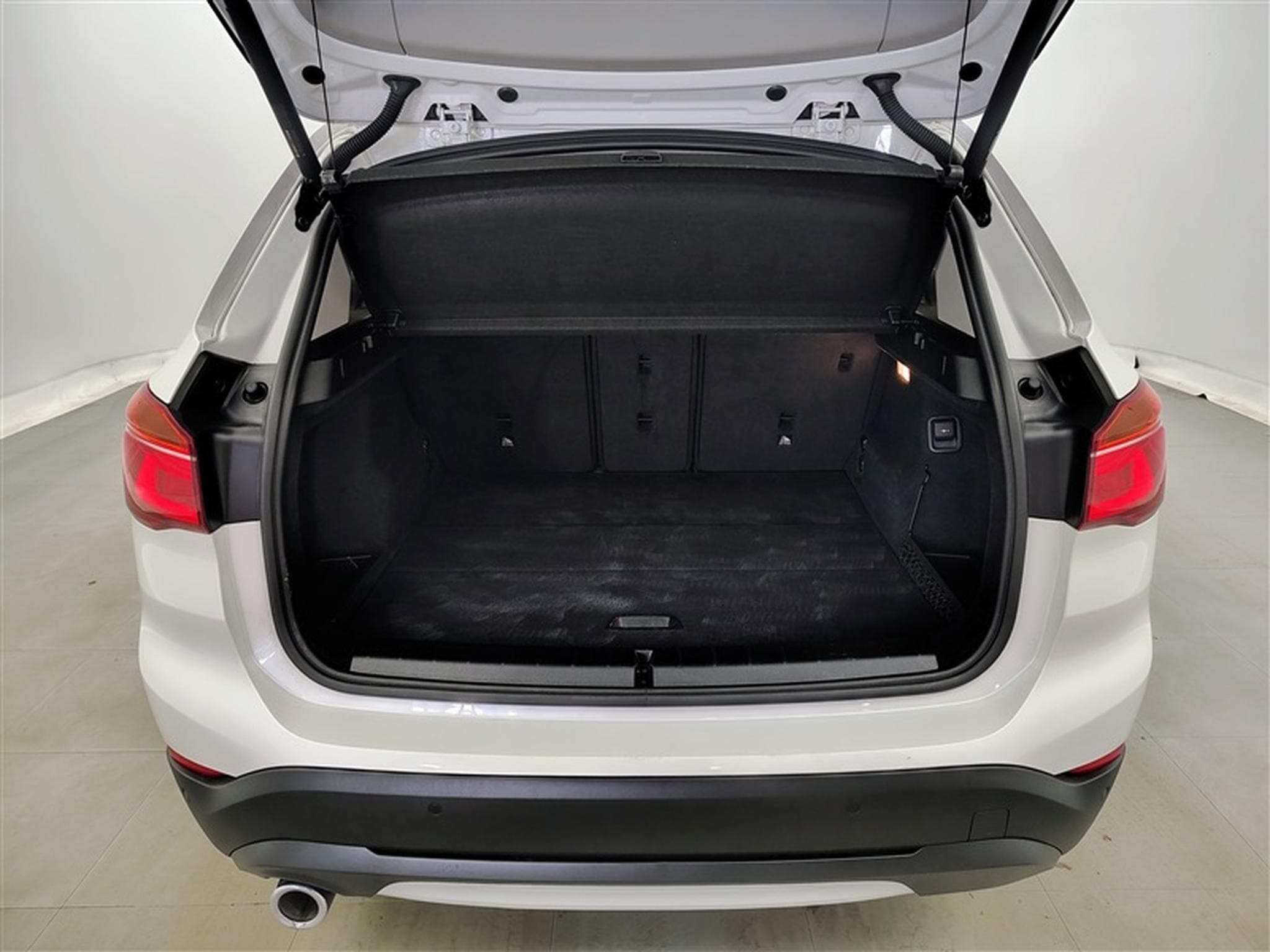 BMW X1 1.5 d sDrive16 Navi / PDC av+ar / Toit Pano (2021) - Foto 14