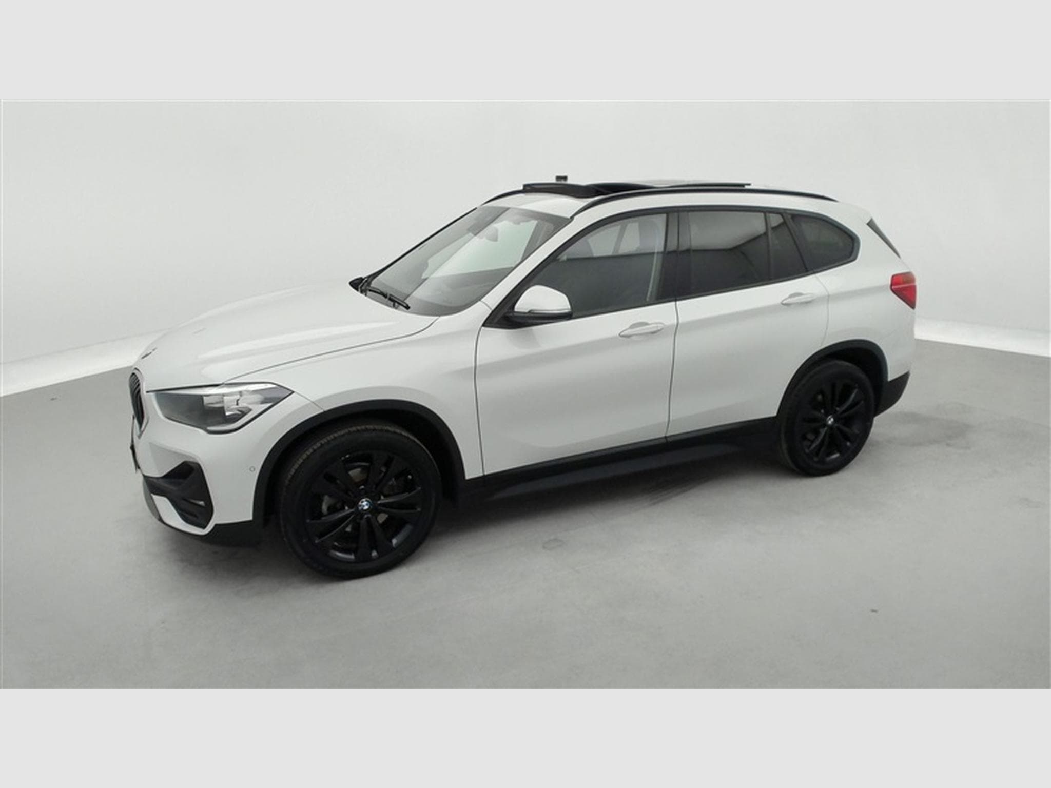 BMW X1 1.5 d sDrive16 Navi / PDC av+ar / Toit Pano (2021) - Foto 21