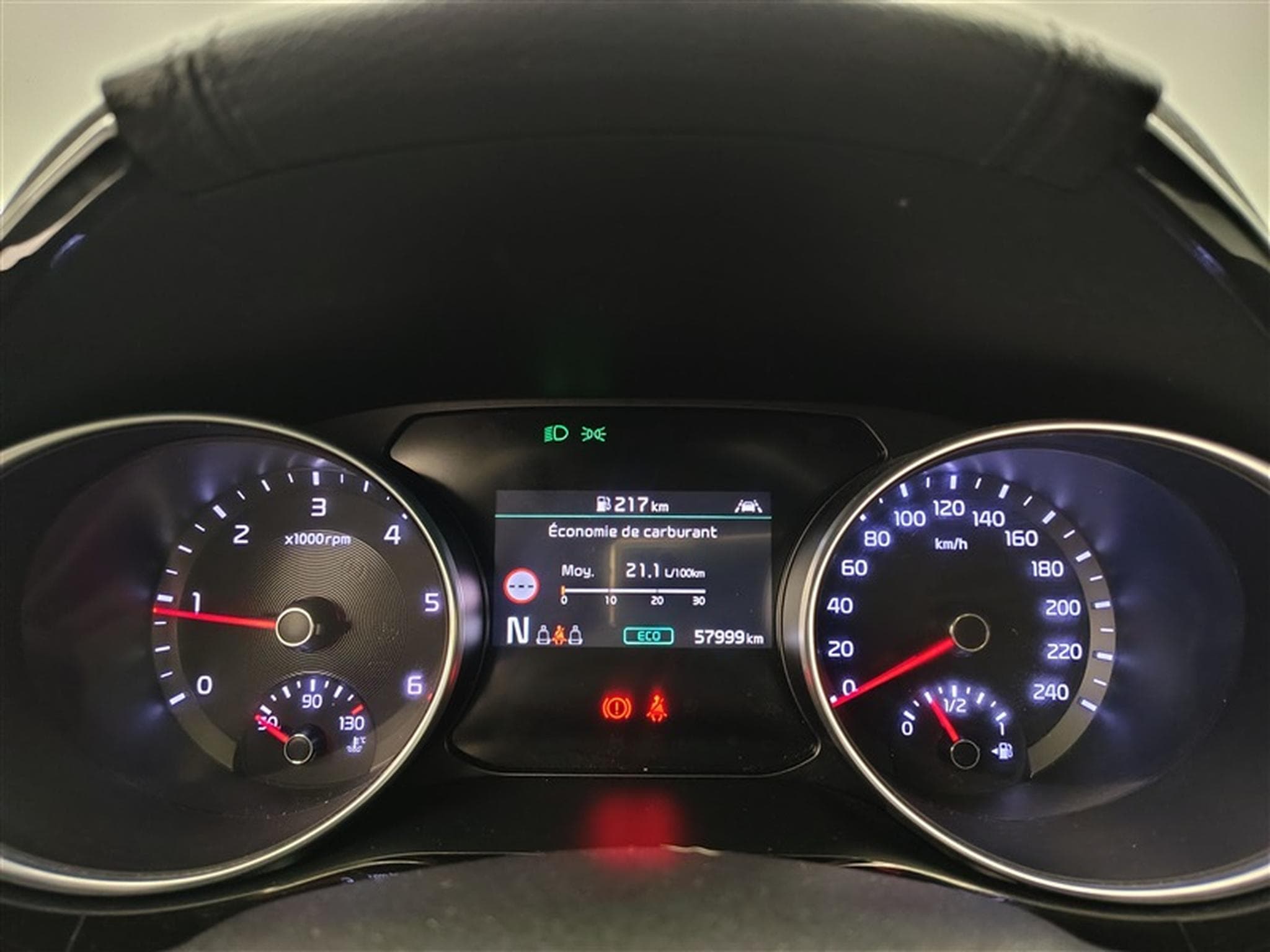 Kia XCeed 1.6 CRDi MHEV Business Line NAVI/ FULL LED / CAMERA / JA 18" (2021) - Photo 10